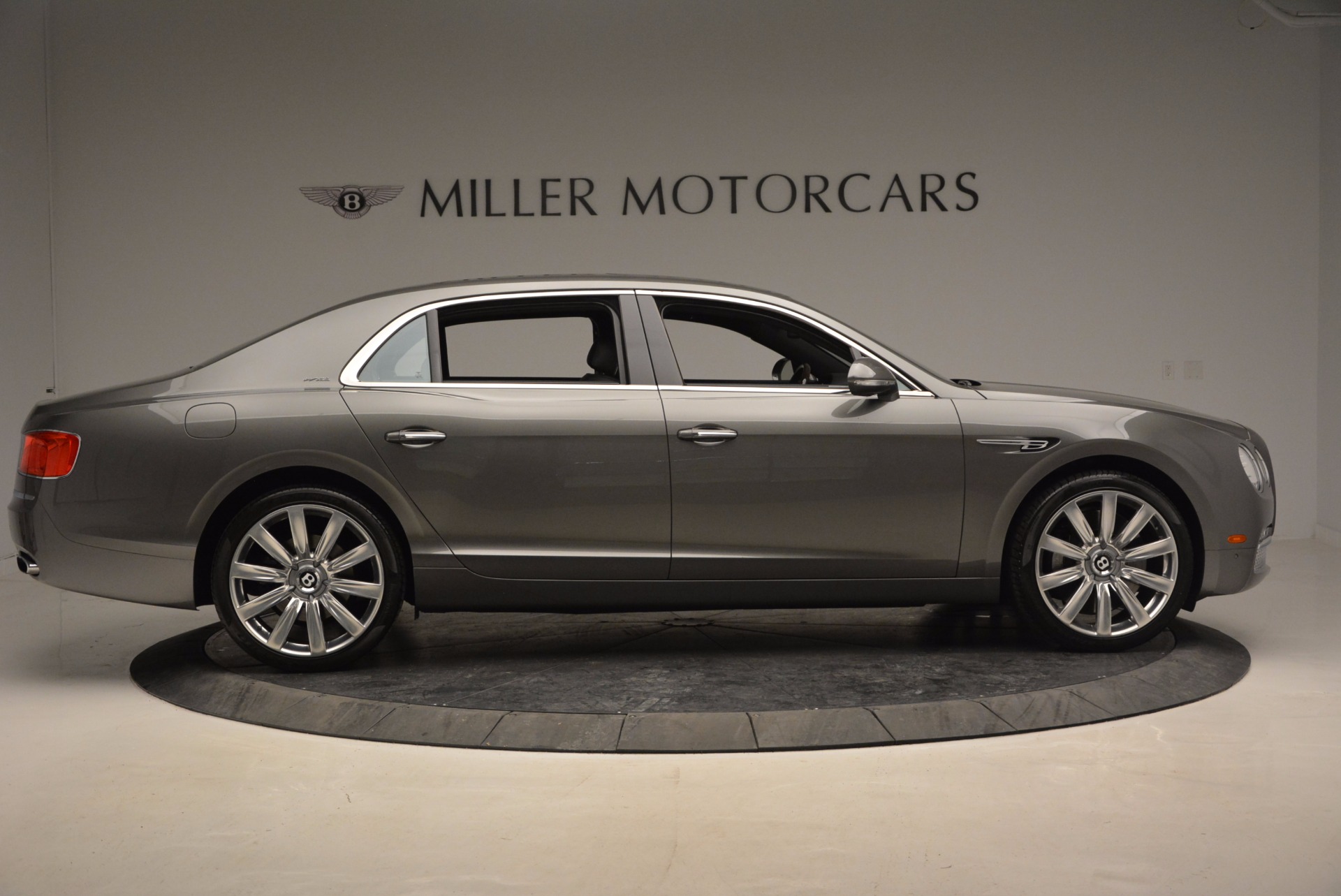 Used-2014-Bentley-Flying-Spur