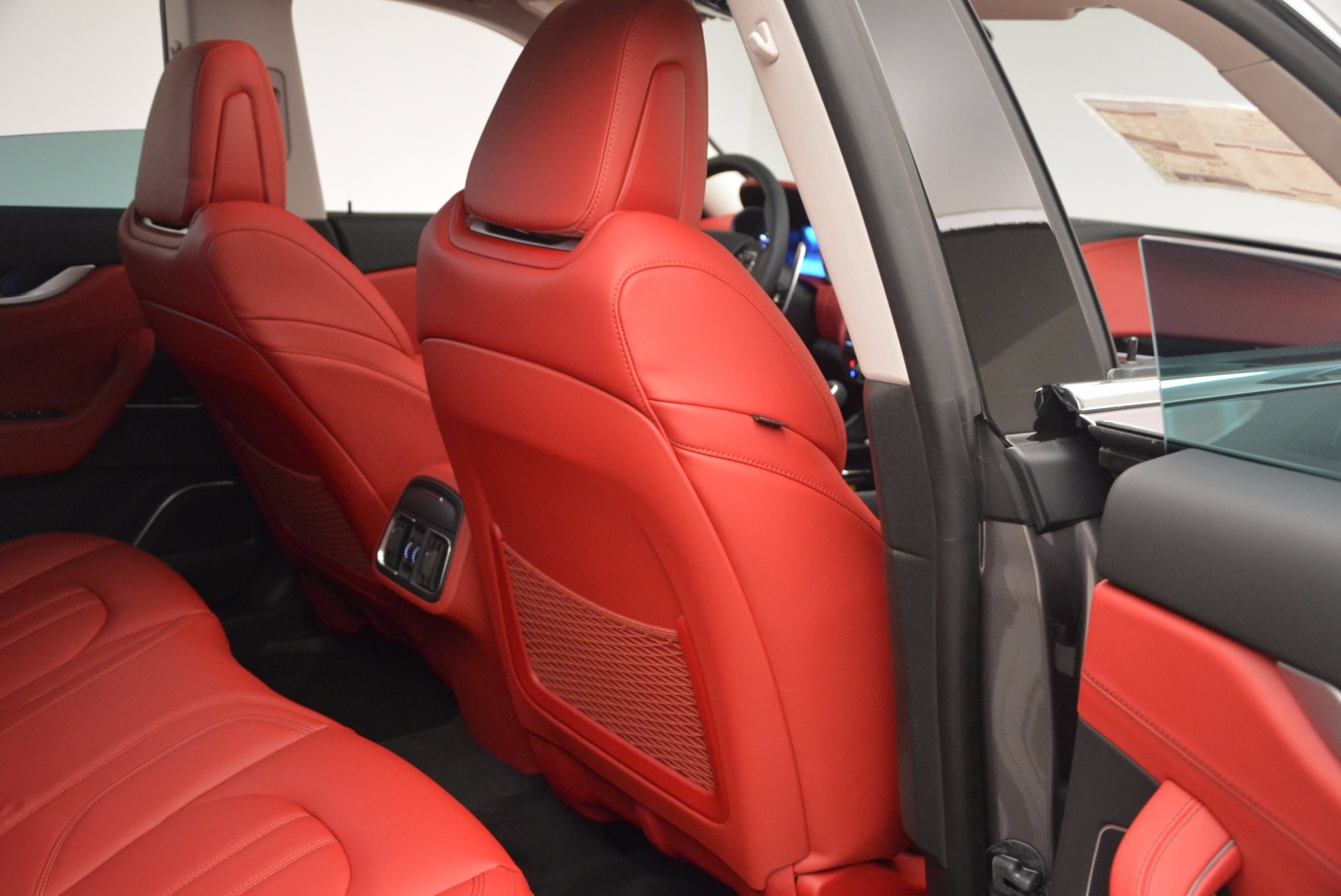 New-2017-Maserati-Levante