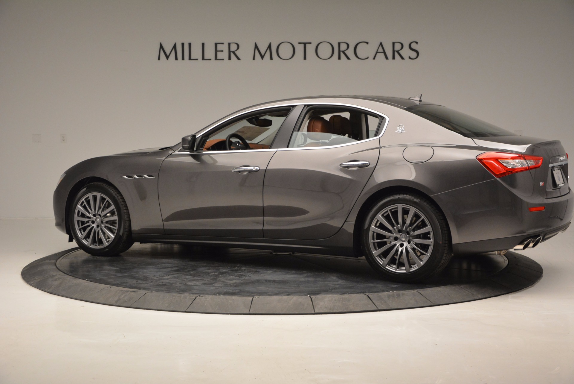 New-2017-Maserati-Ghibli-S-Q4