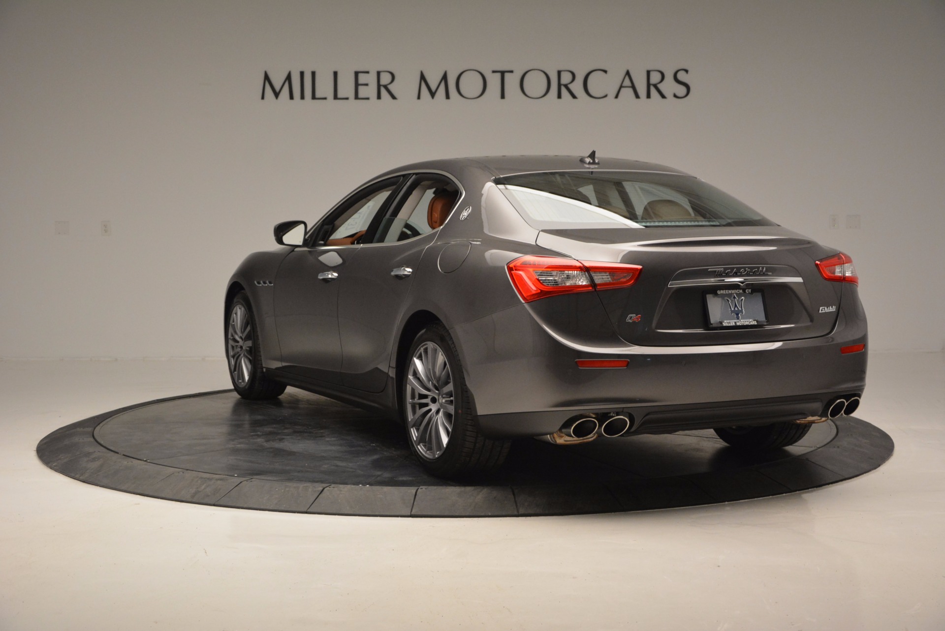 New-2017-Maserati-Ghibli-S-Q4