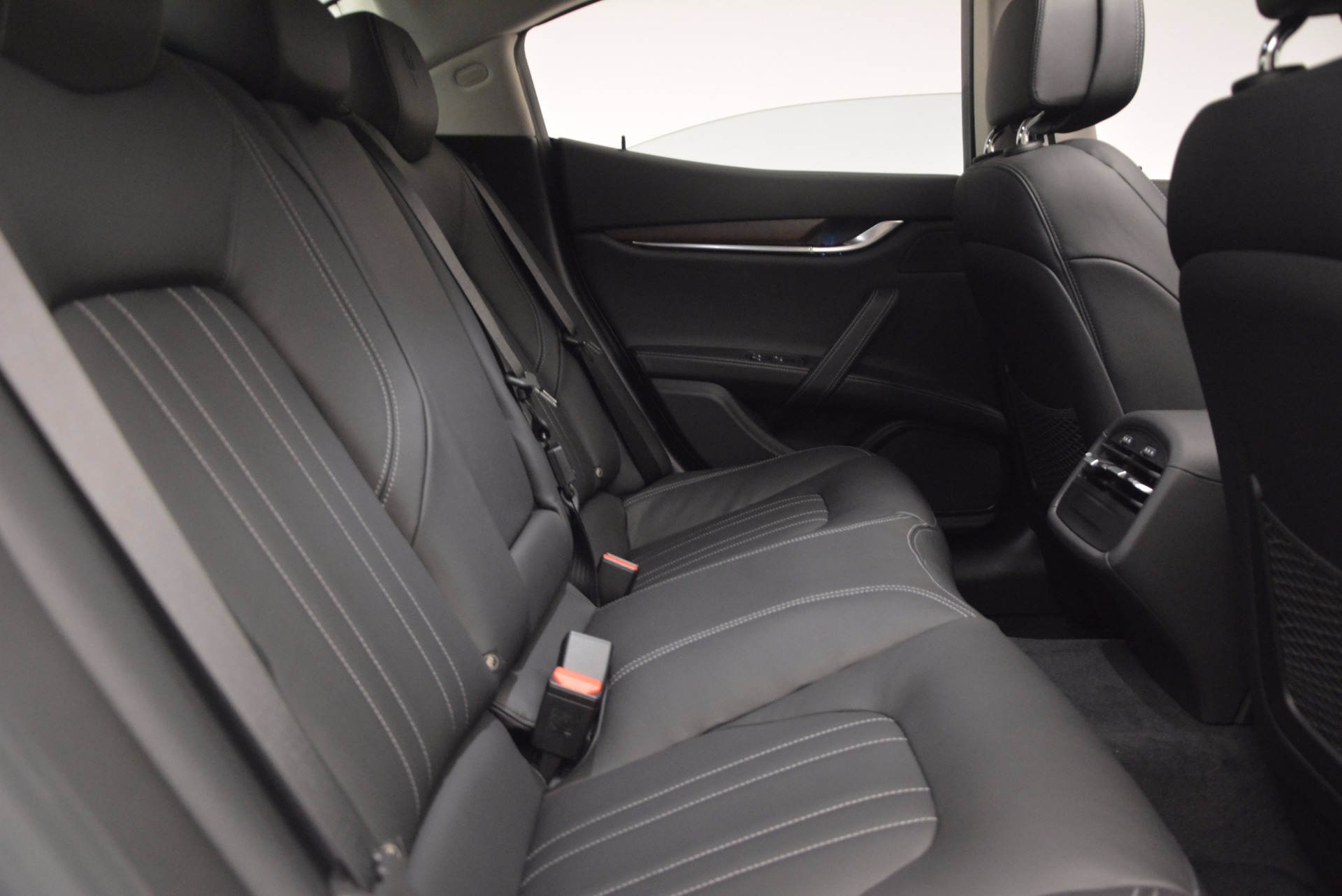 New-2017-Maserati-Ghibli-S-Q4