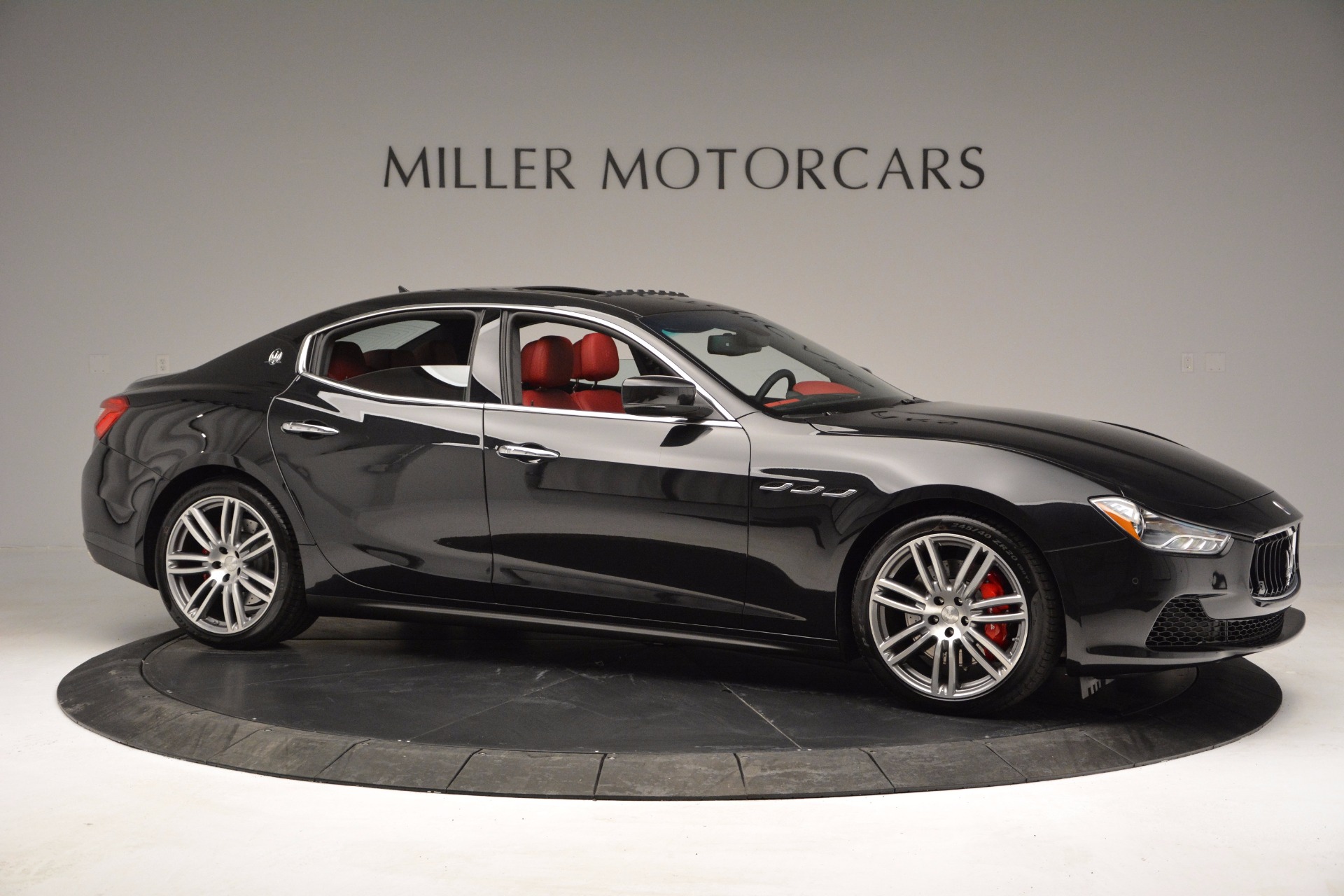 New-2017-Maserati-Ghibli-S-Q4