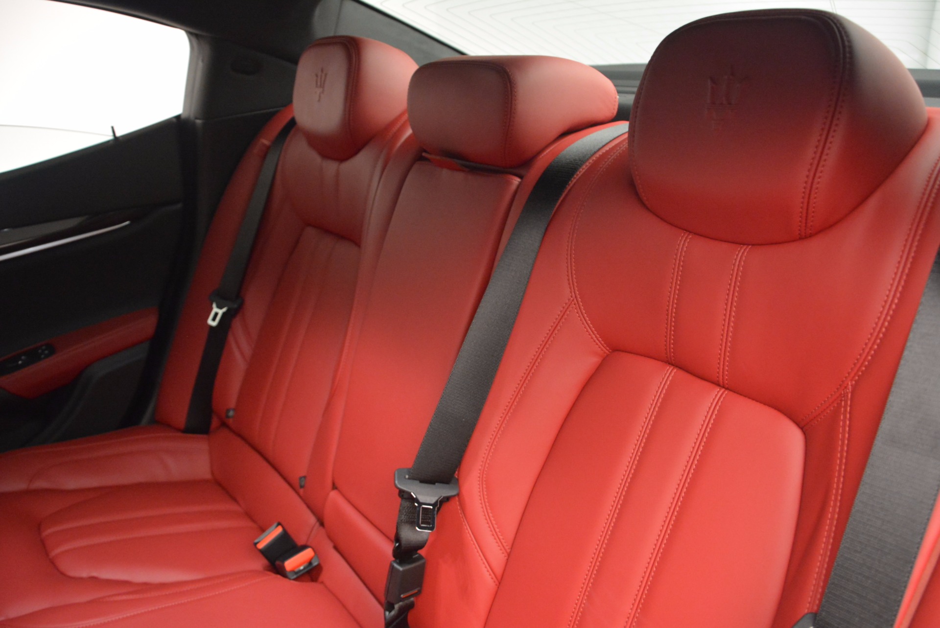 New-2017-Maserati-Ghibli-S-Q4