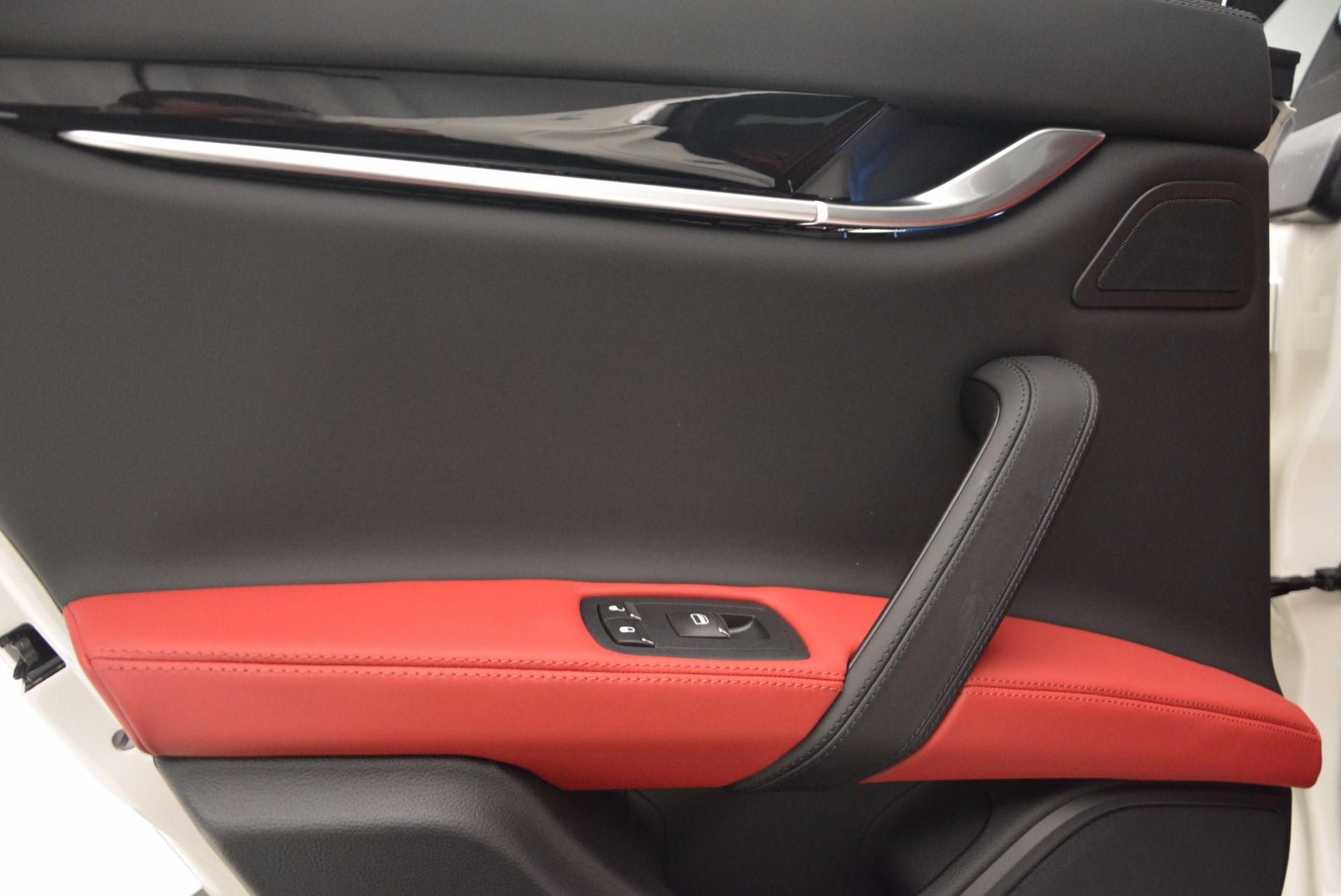 New-2017-Maserati-Ghibli-S-Q4