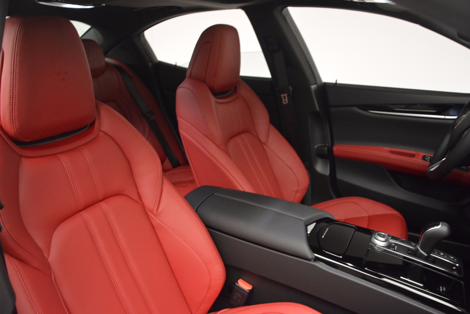 New-2017-Maserati-Ghibli-S-Q4