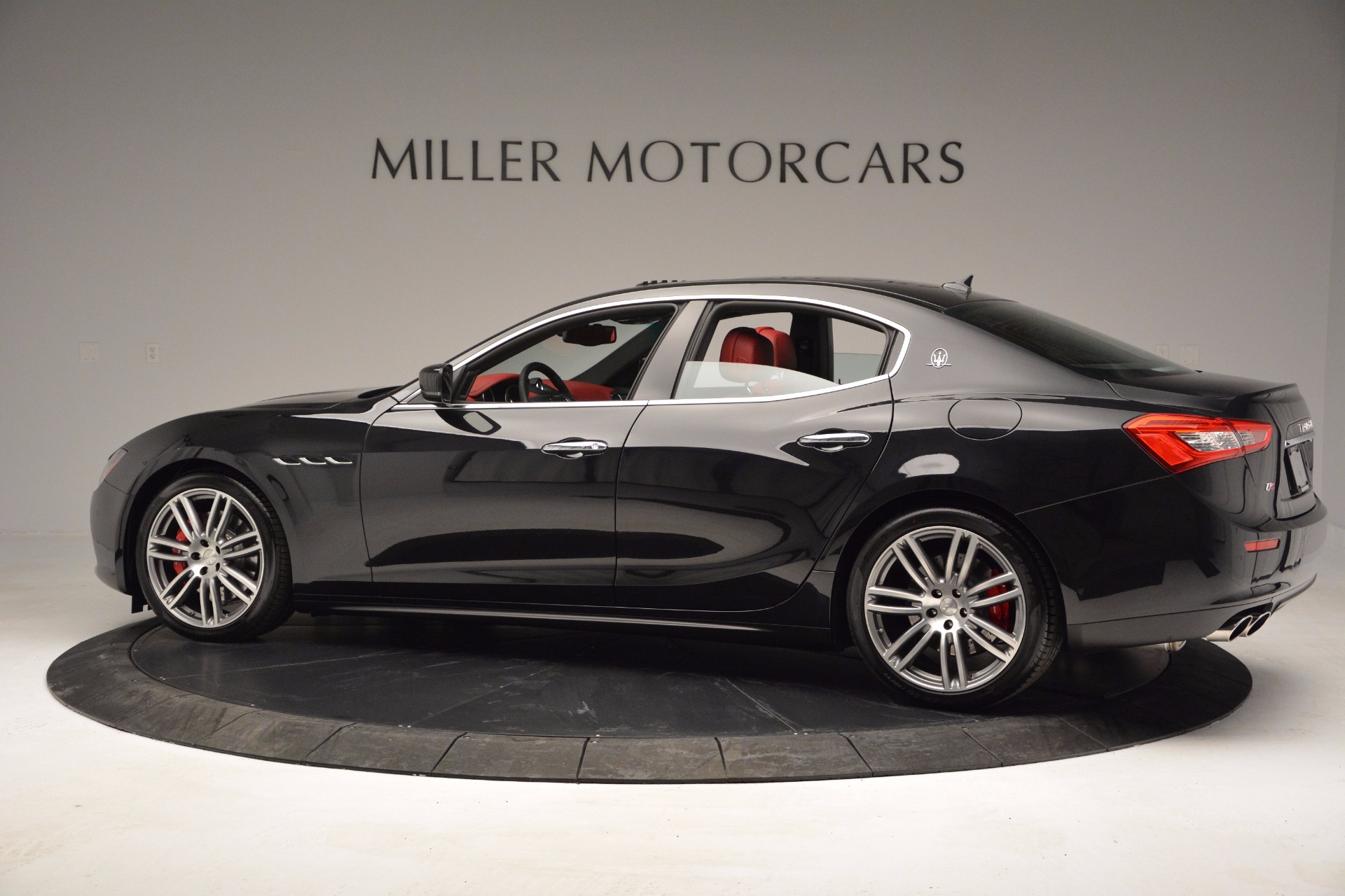 New-2017-Maserati-Ghibli-S-Q4