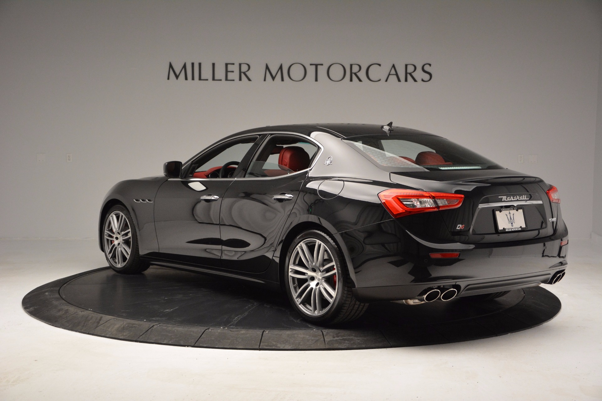 New-2017-Maserati-Ghibli-S-Q4