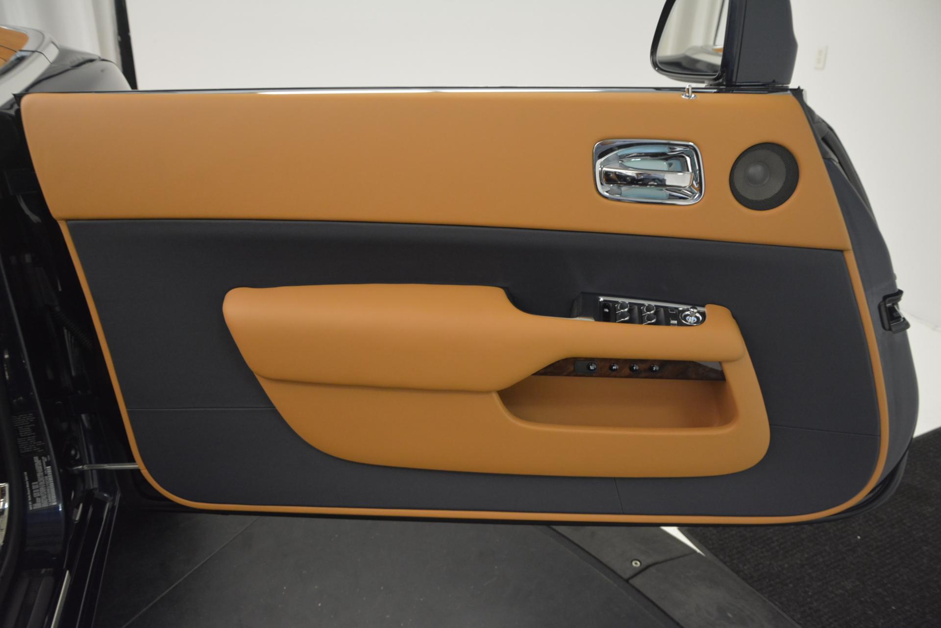 New-2016-Rolls-Royce-Dawn