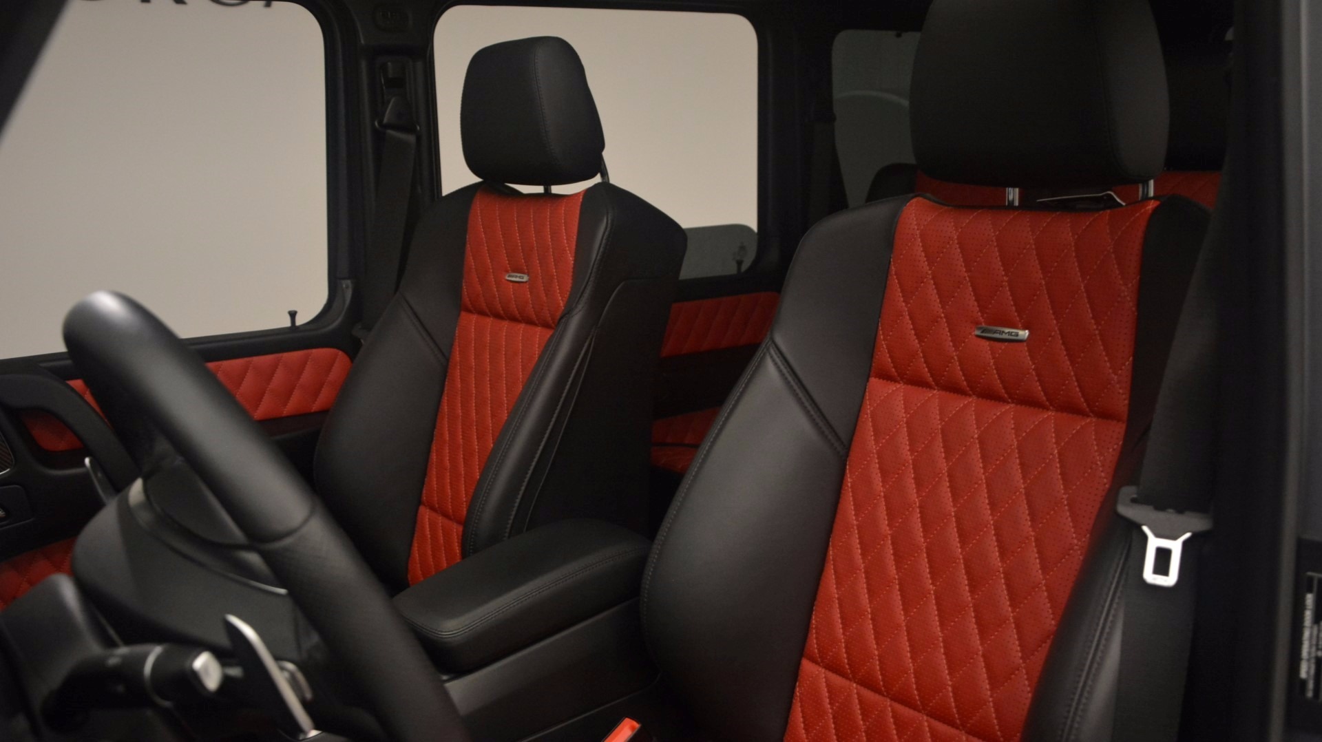 Used-2016-Mercedes-Benz-G-Class-G-63-AMG