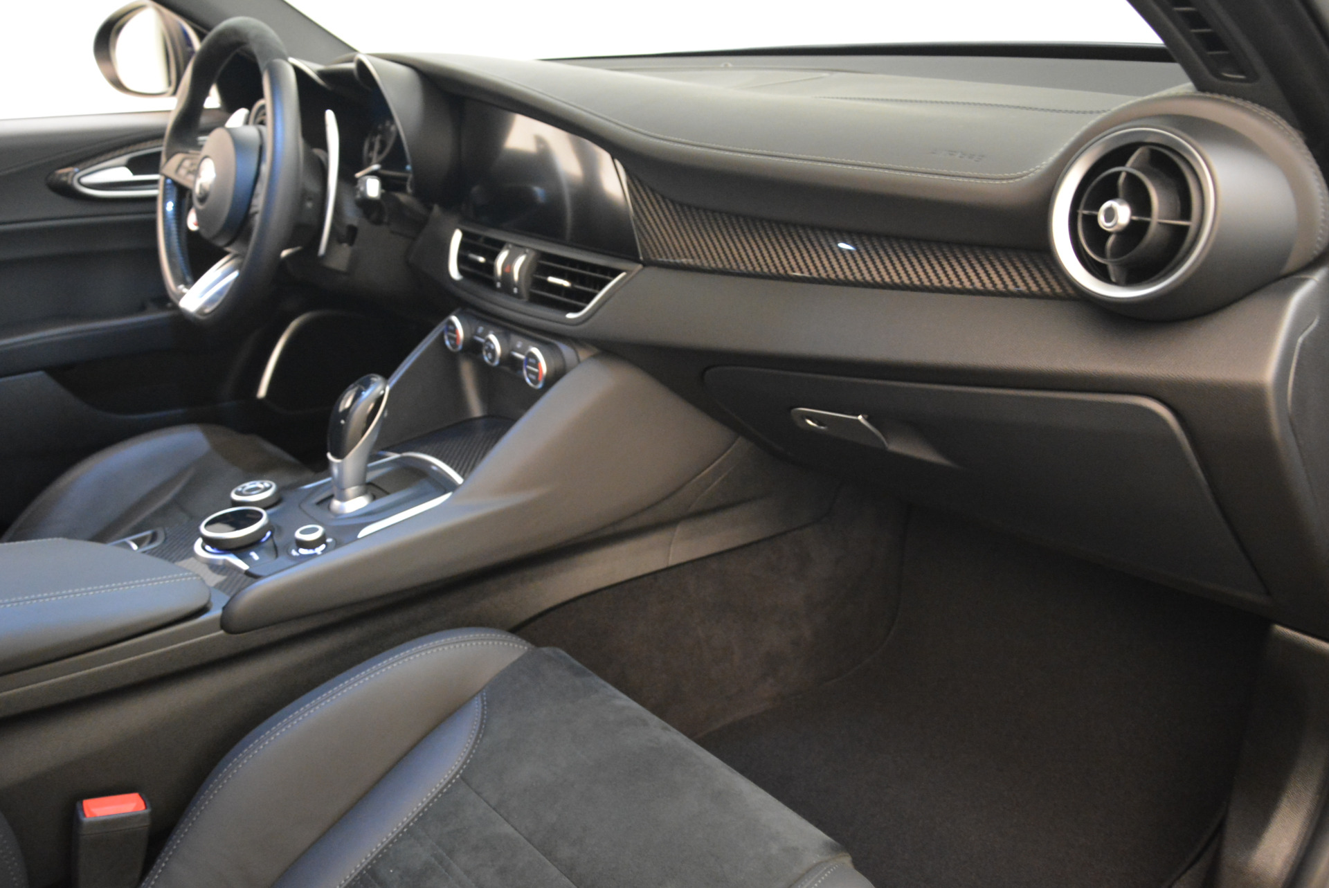 Used-2017-Alfa-Romeo-Giulia-Quadrifoglio