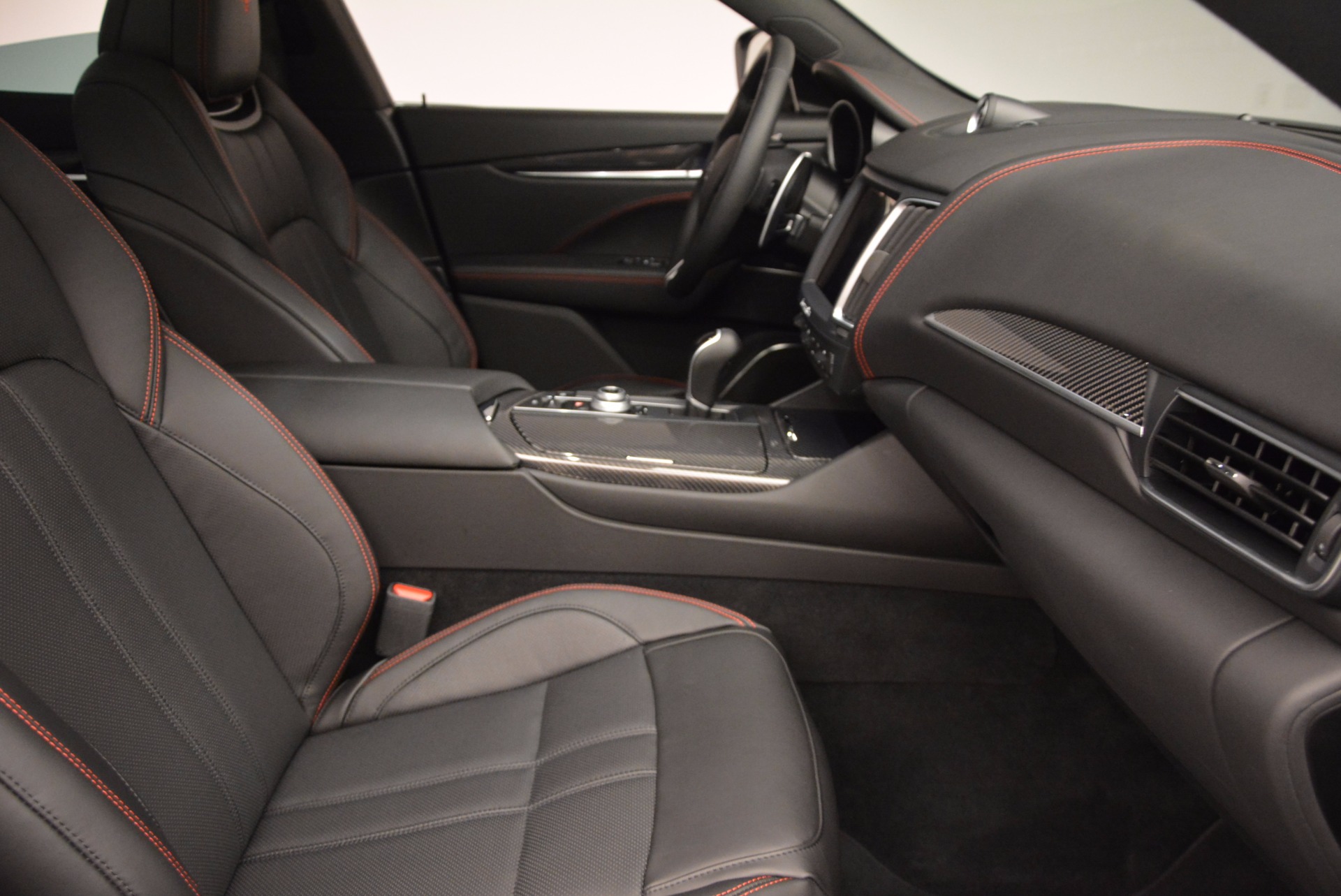 New-2017-Maserati-Levante-S-Q4