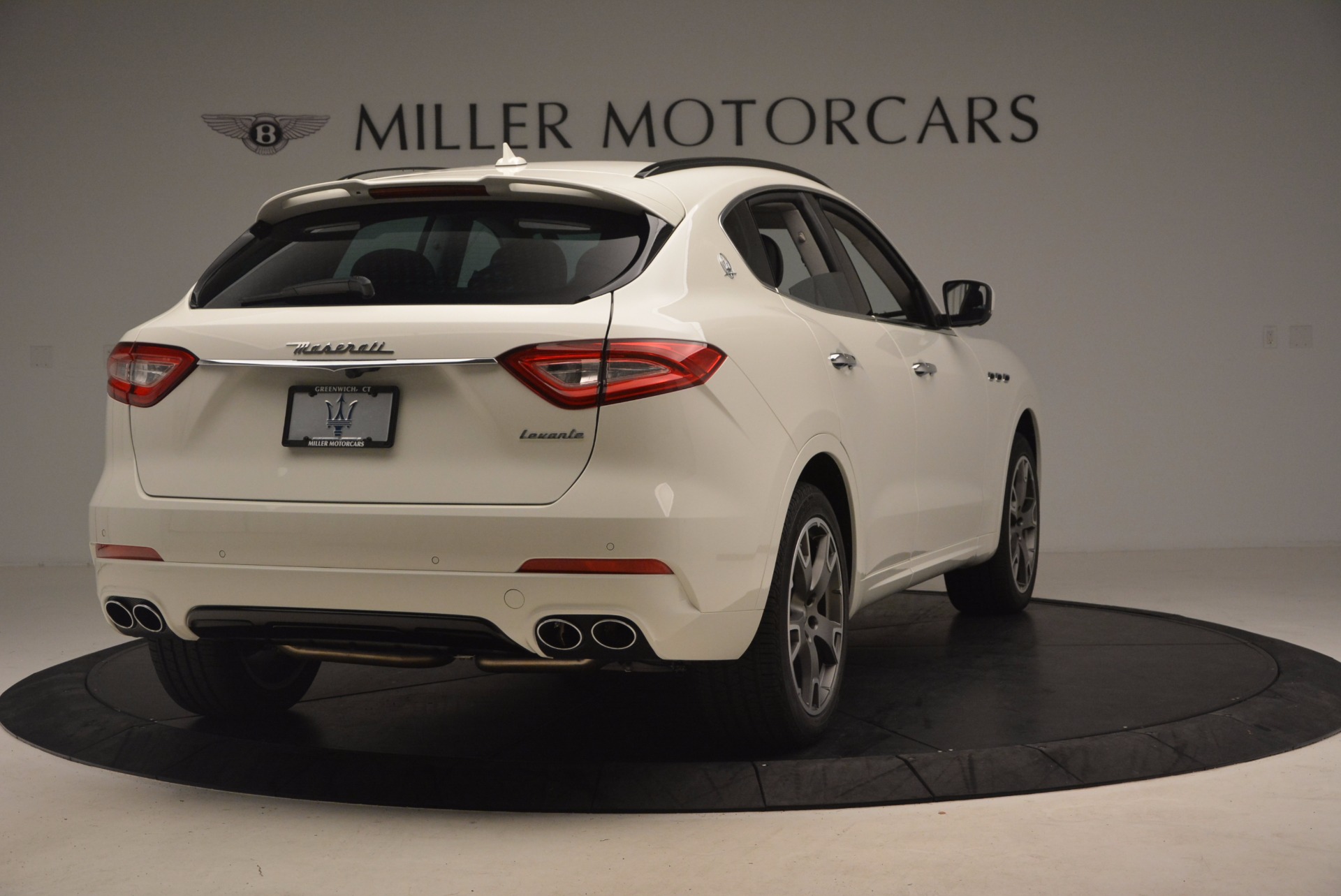 New-2017-Maserati-Levante-S-Q4