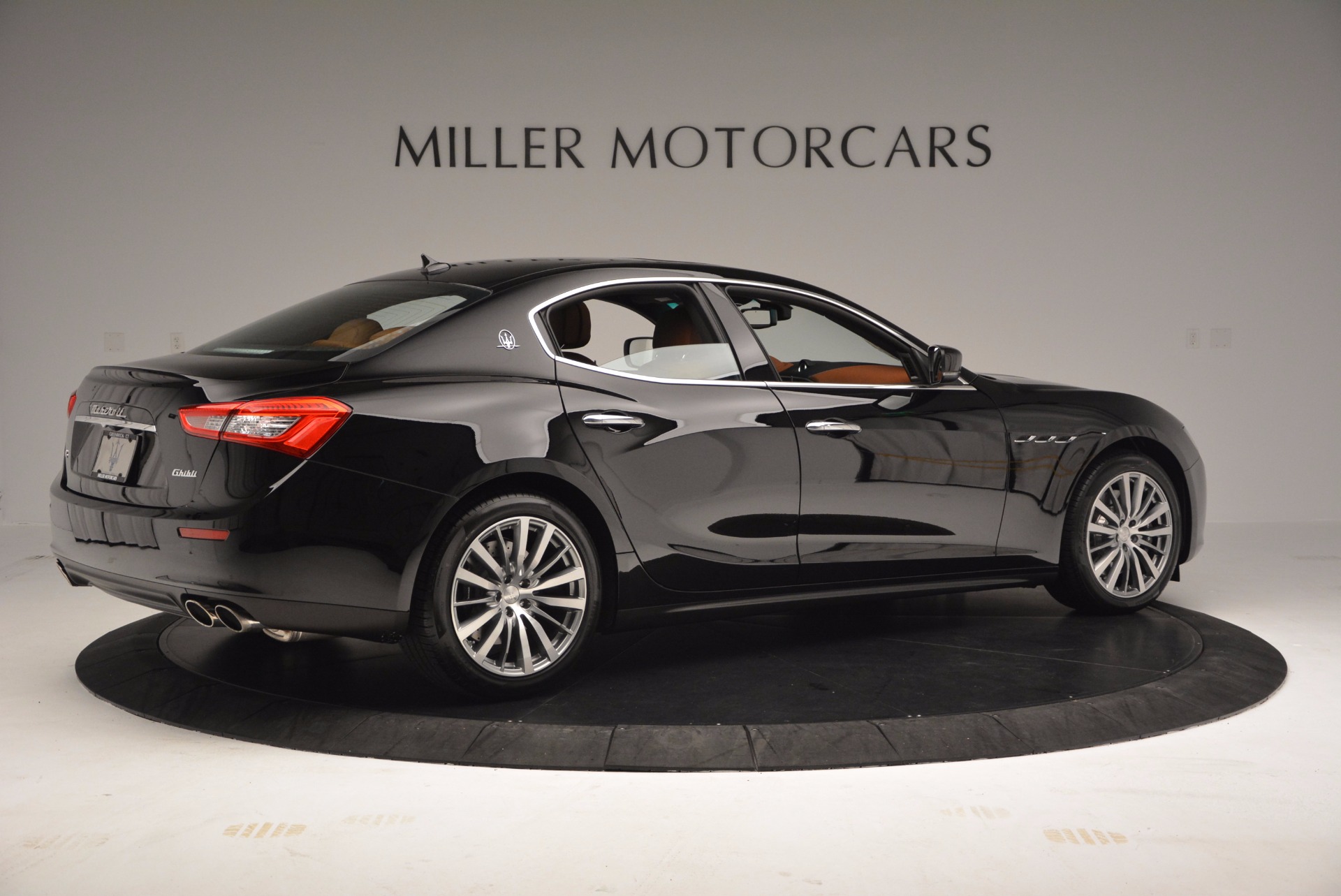 New-2017-Maserati-Ghibli-S-Q4-EX-Loaner