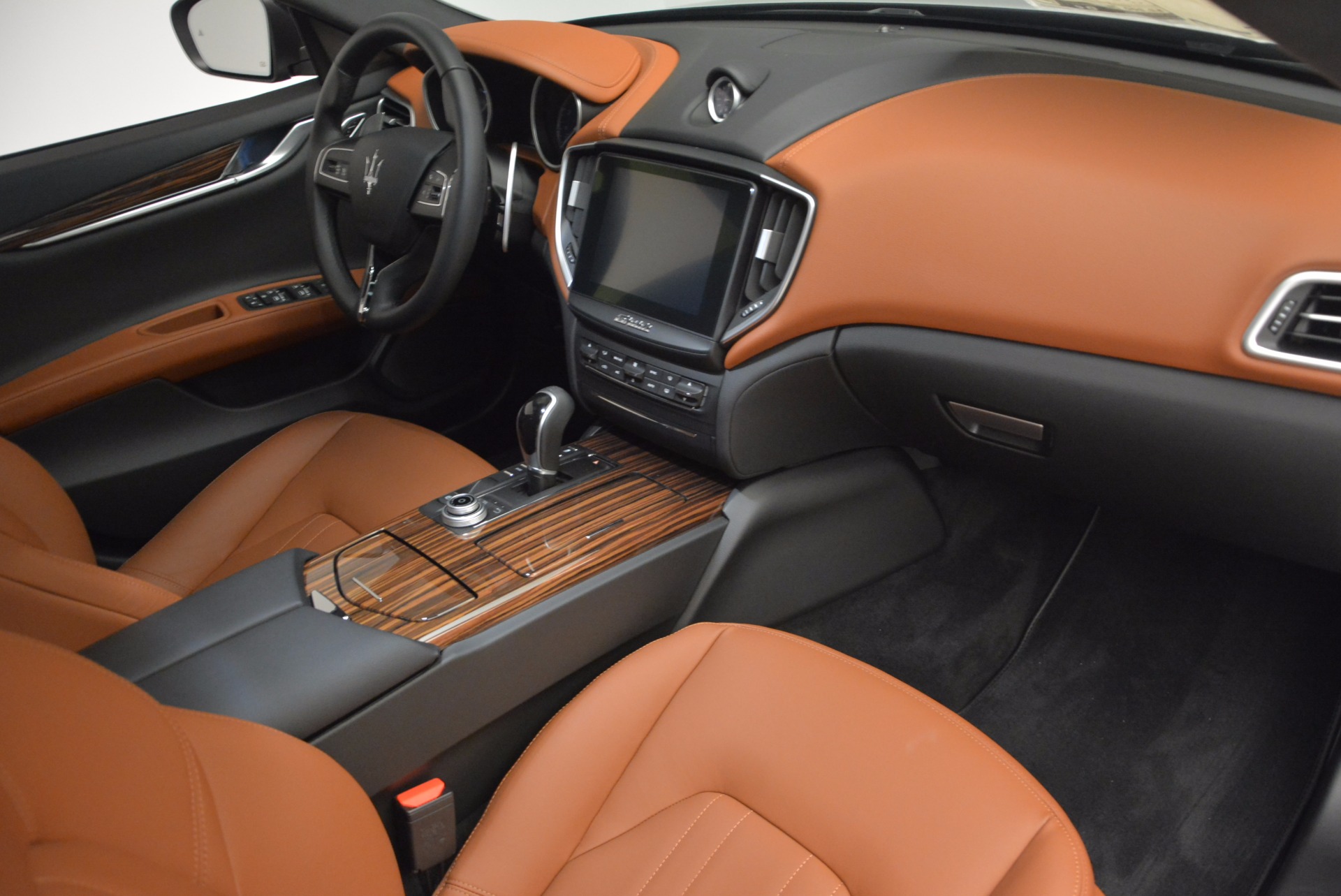 New-2017-Maserati-Ghibli-S-Q4