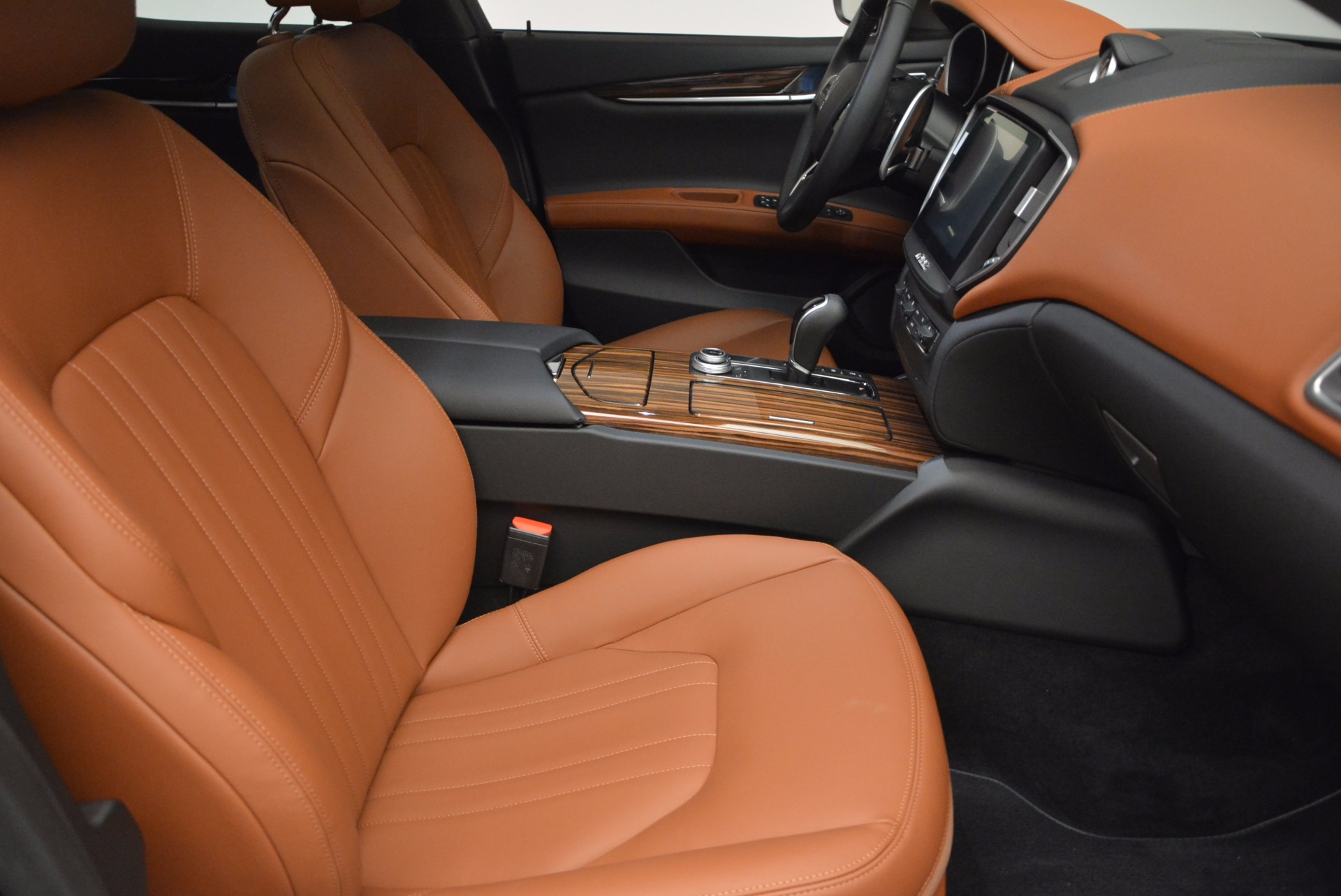 New-2017-Maserati-Ghibli-S-Q4