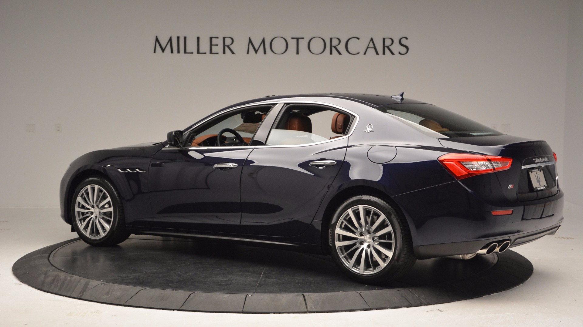 New-2017-Maserati-Ghibli-S-Q4