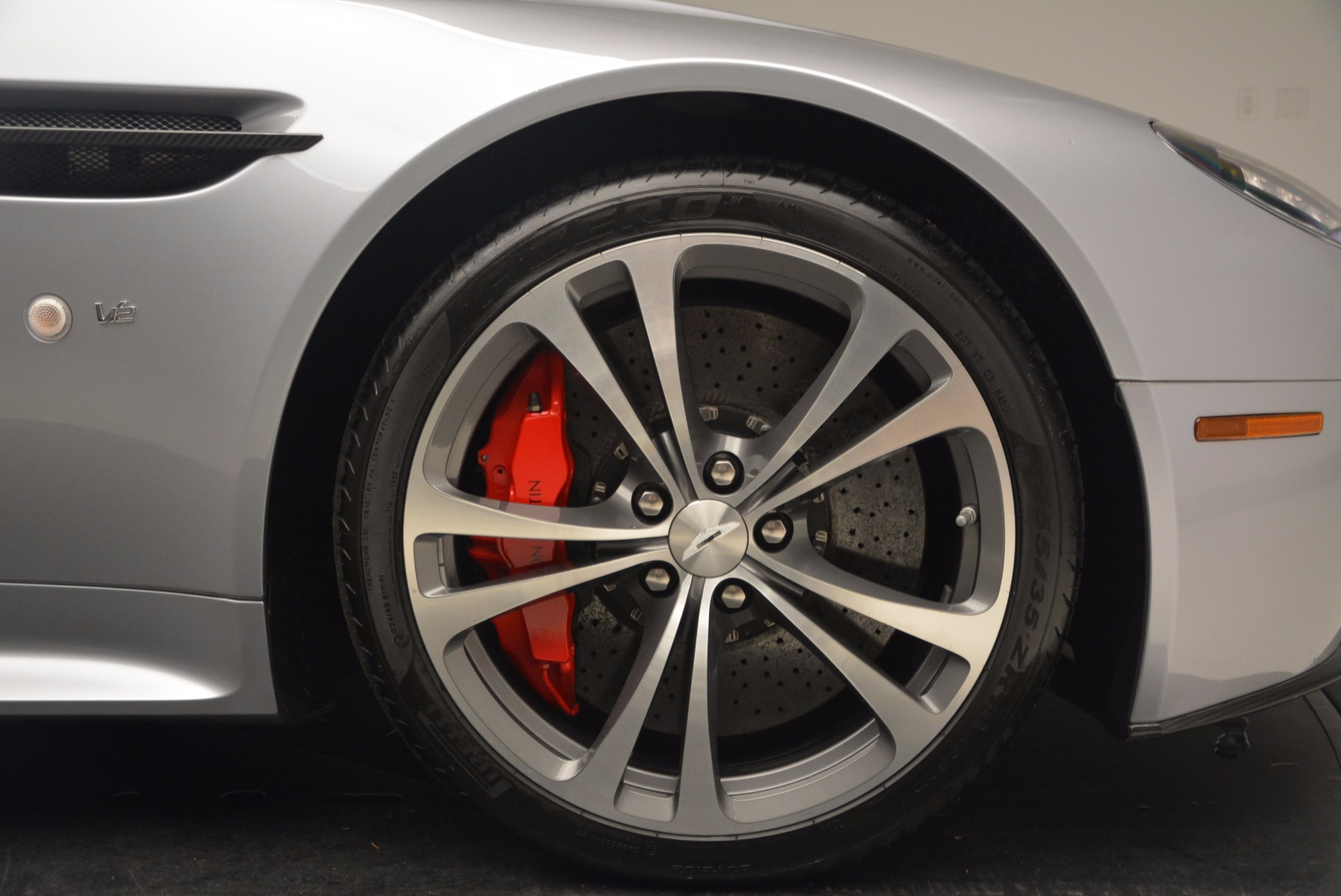 Used-2015-Aston-Martin-V12-Vantage-S-Roadster