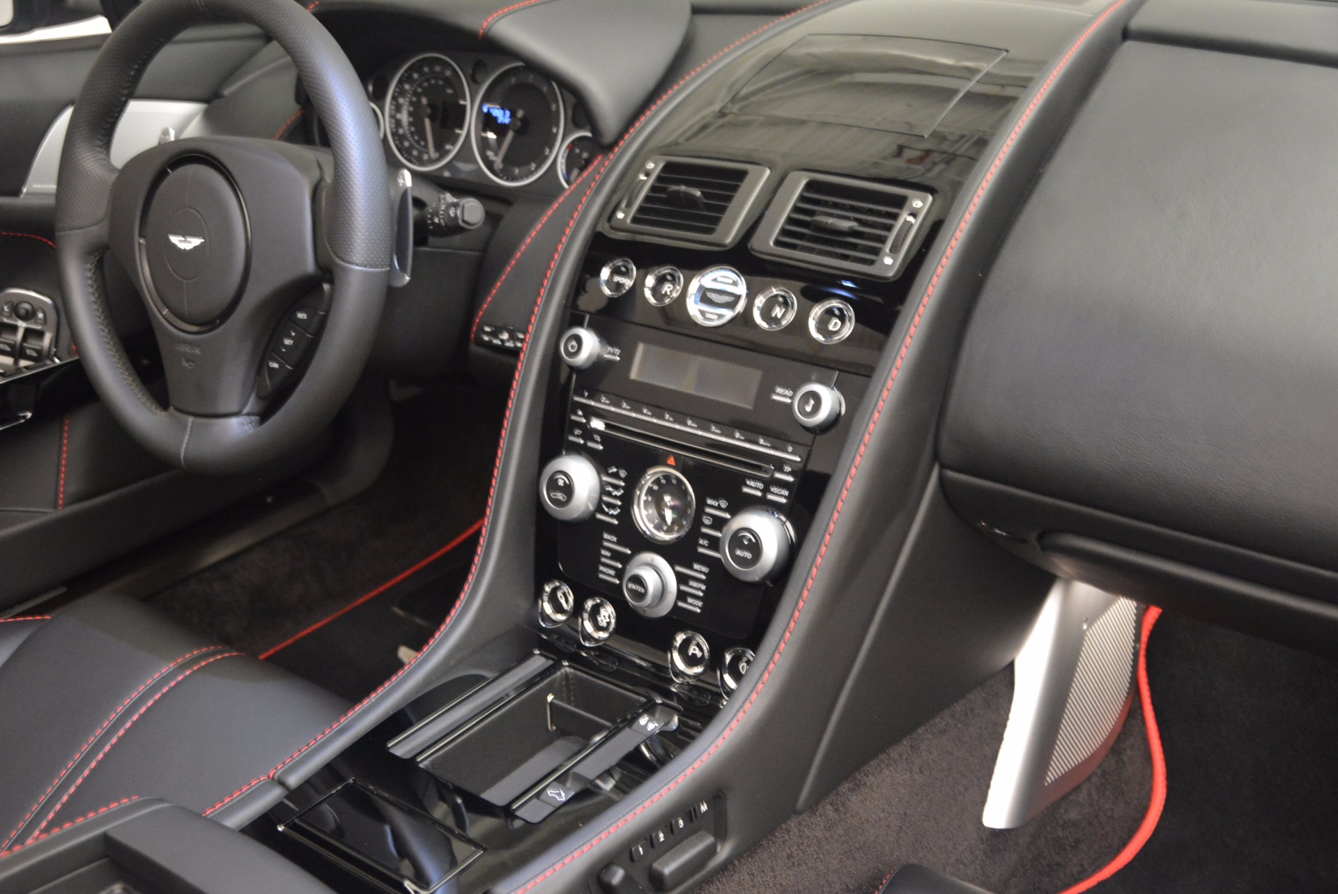 Used-2015-Aston-Martin-V12-Vantage-S-Roadster