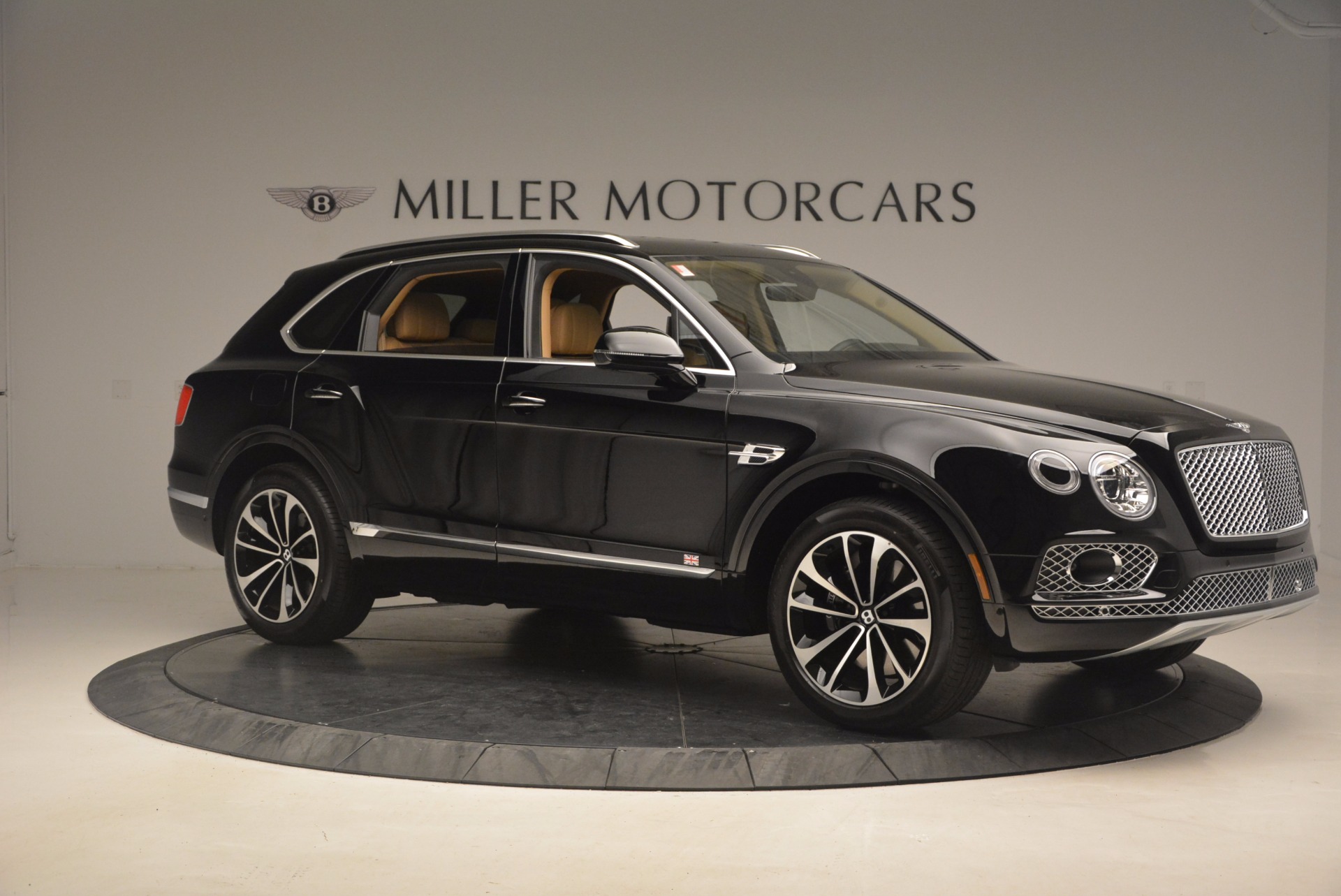 Used-2017-Bentley-Bentayga