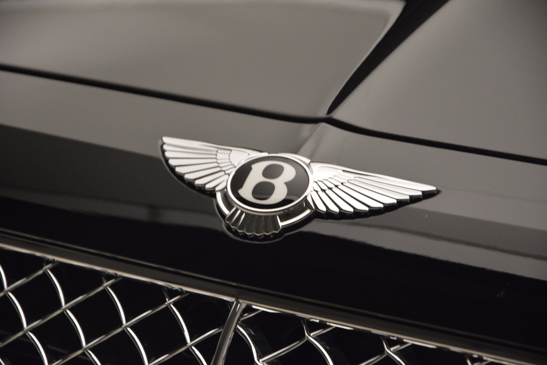 Used-2017-Bentley-Bentayga