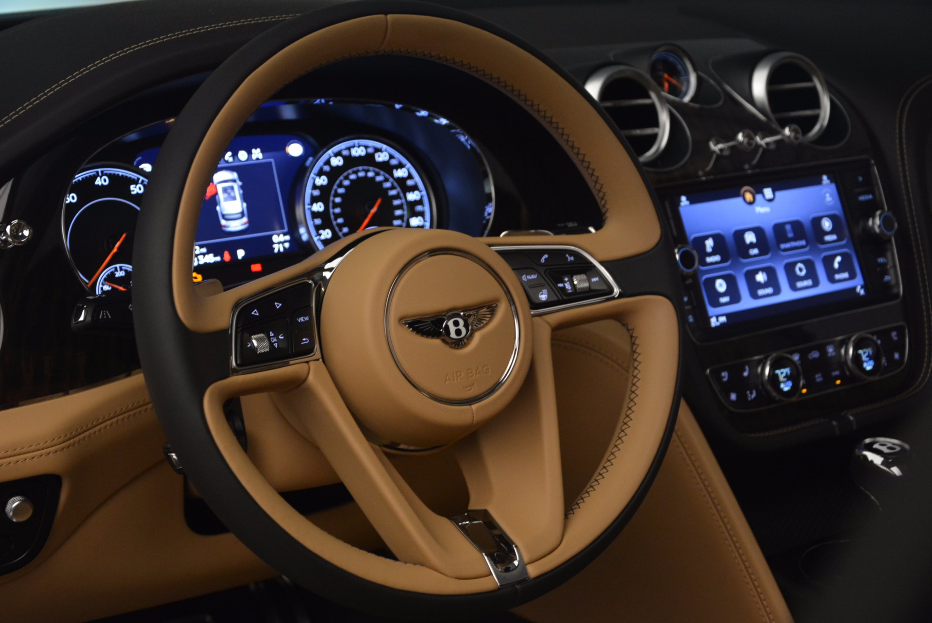 Used-2017-Bentley-Bentayga