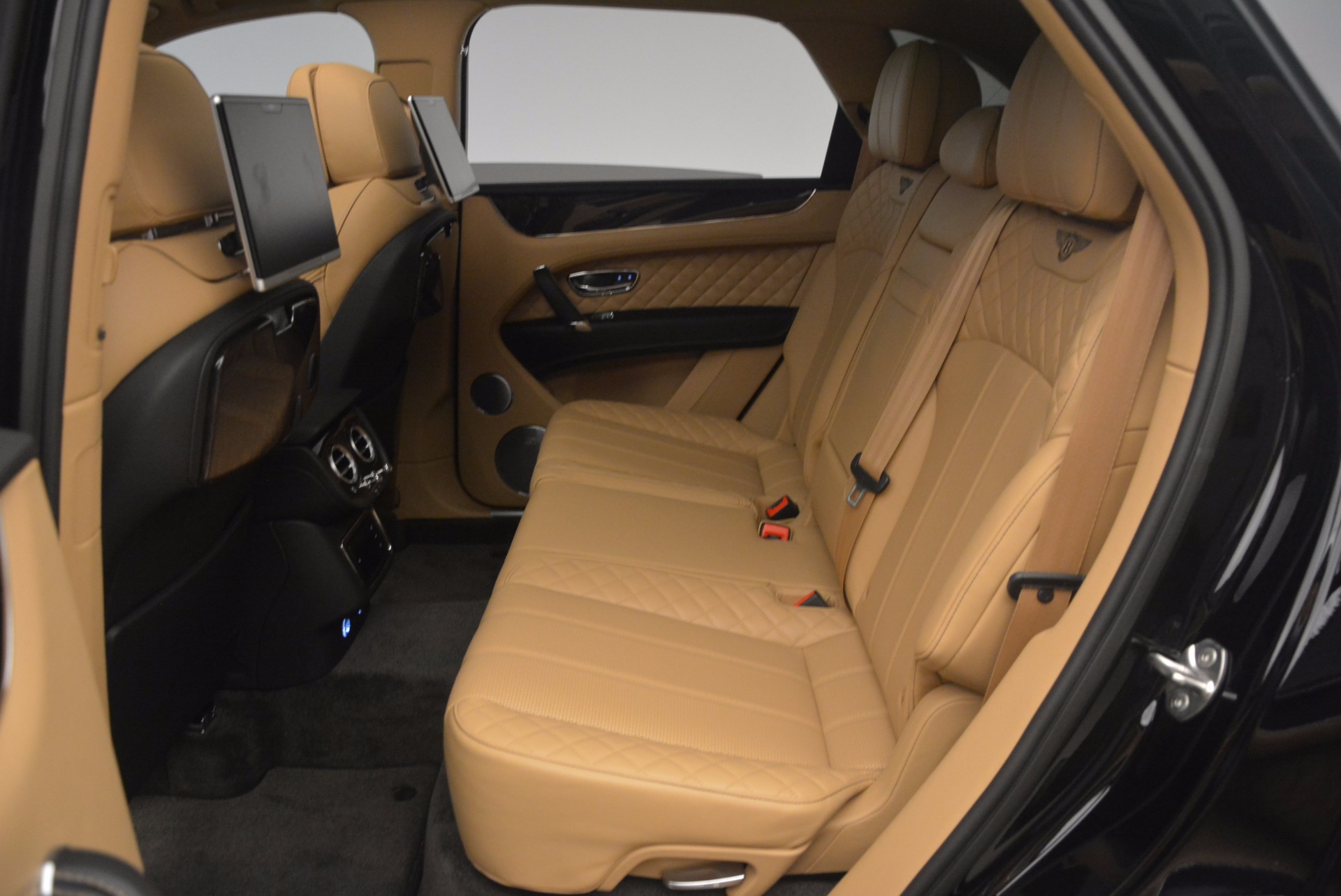 Used-2017-Bentley-Bentayga