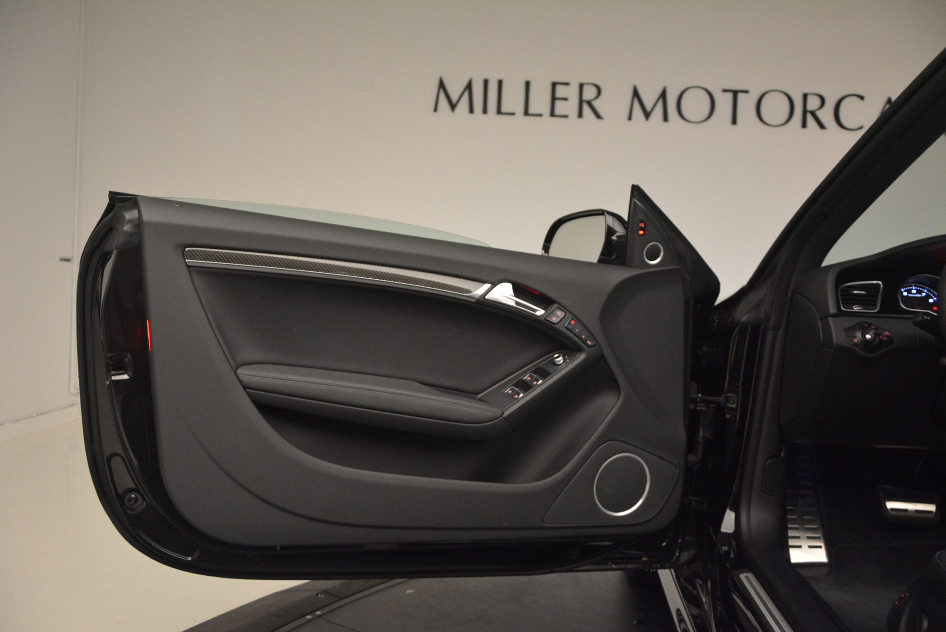 Used-2014-Audi-RS-5-quattro