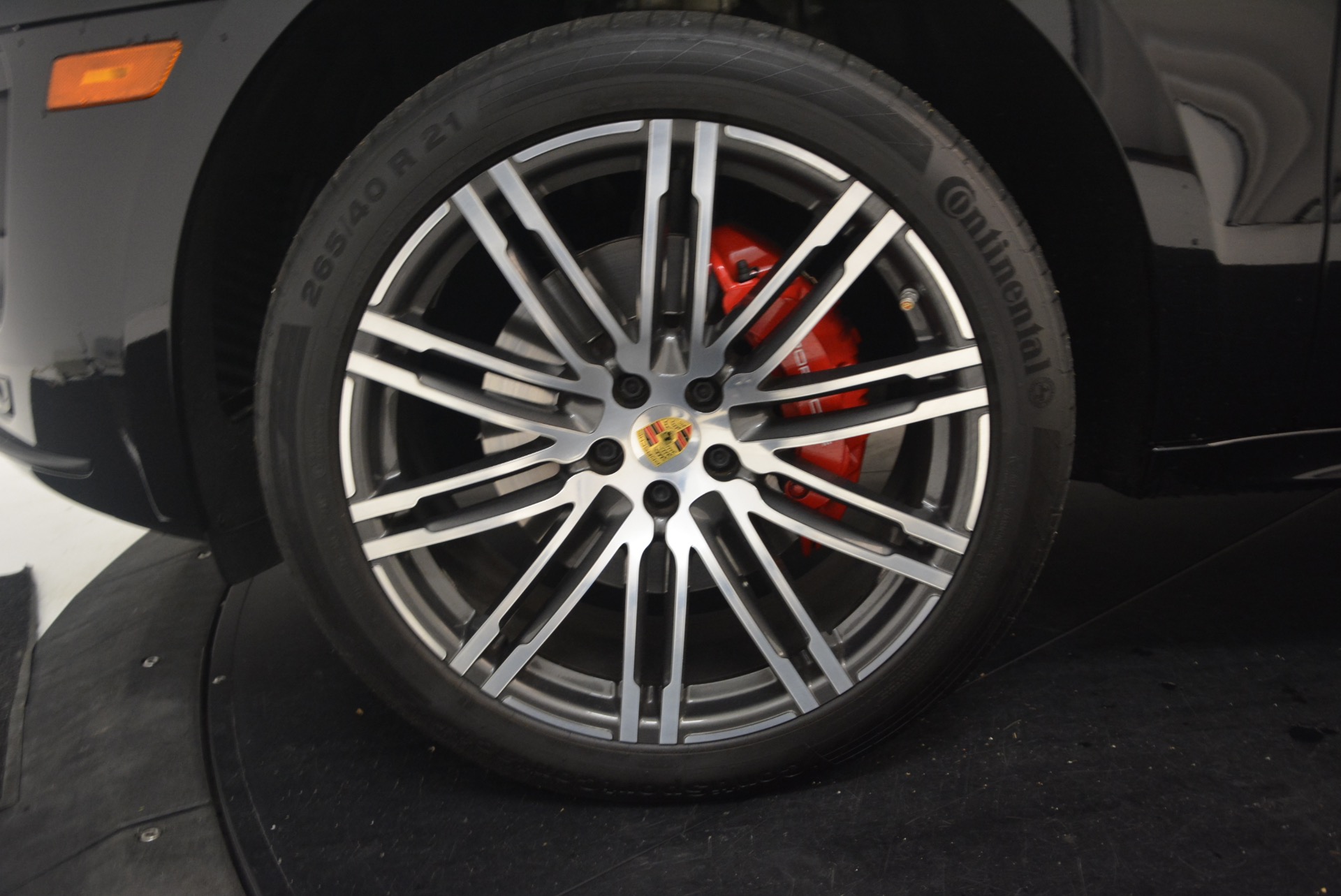 Used-2016-Porsche-Macan-Turbo