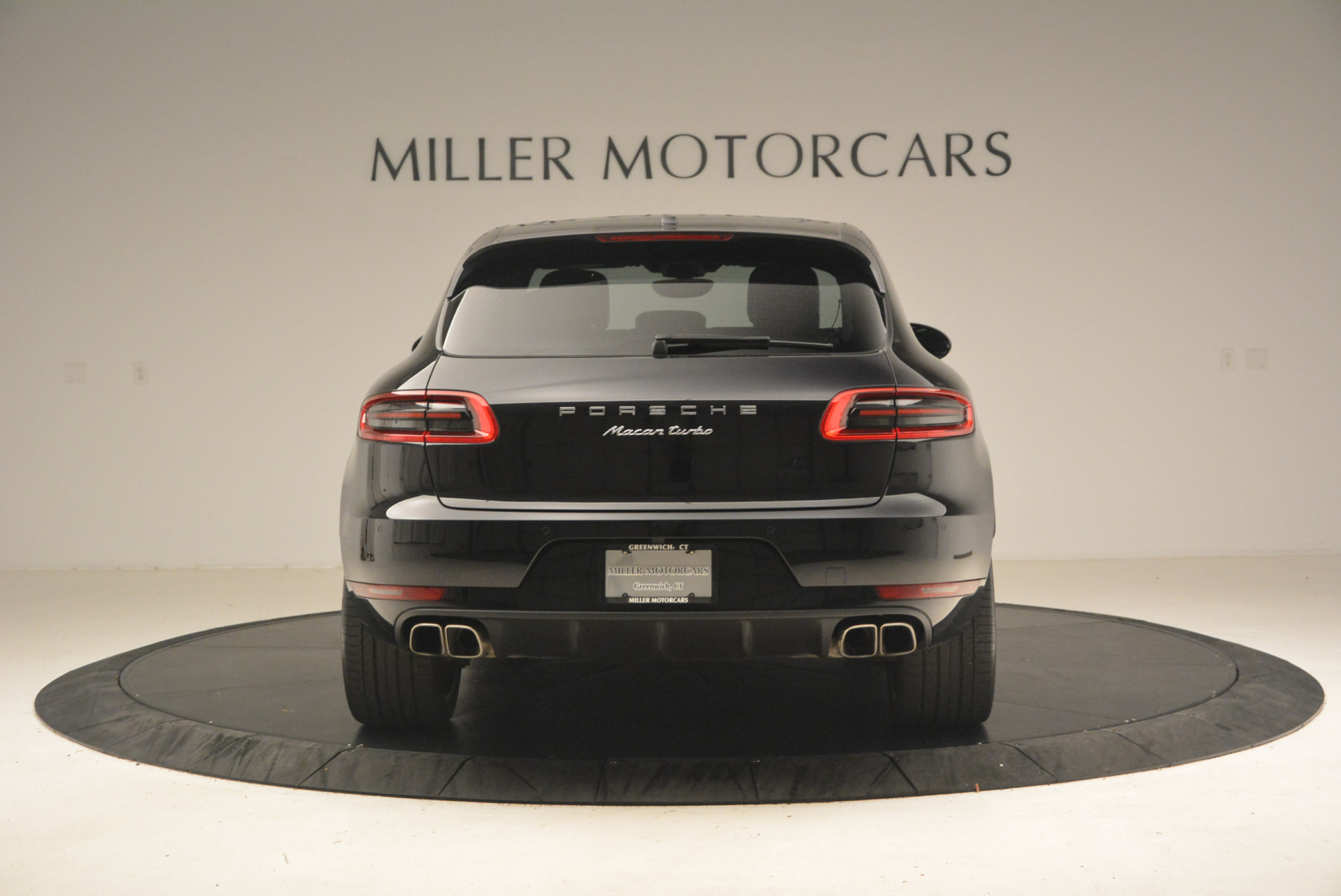 Used-2016-Porsche-Macan-Turbo