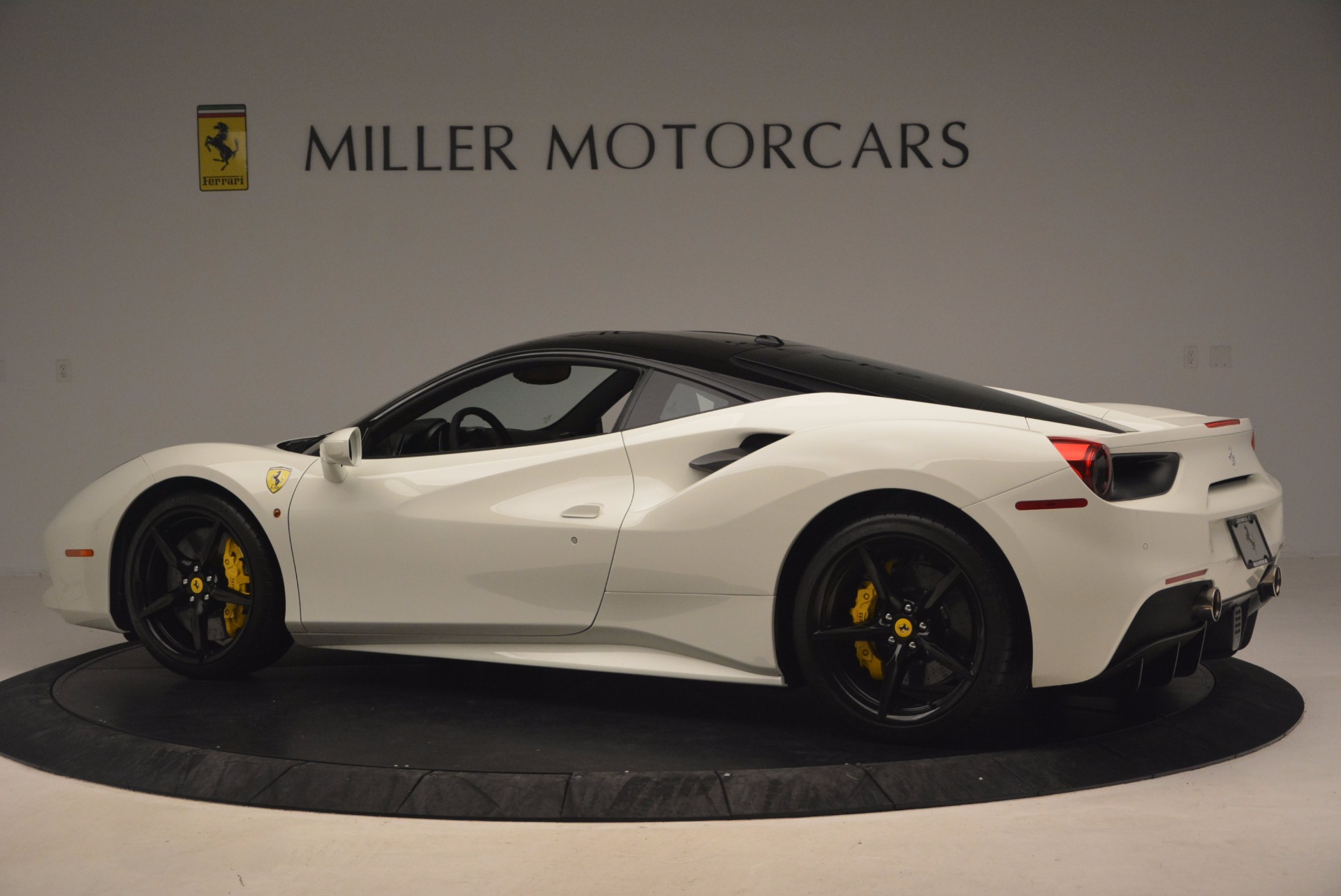 Used-2016-Ferrari-488-GTB
