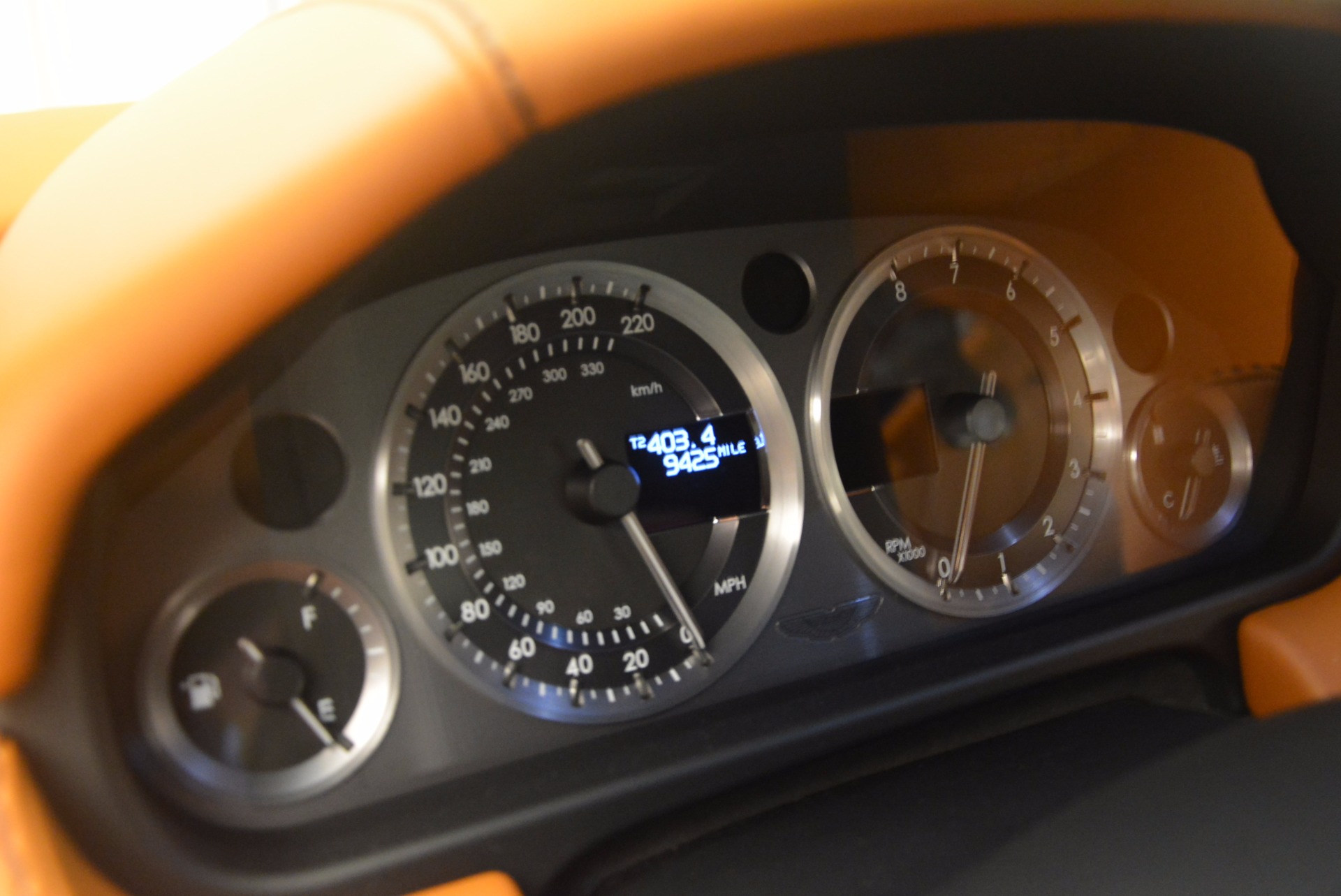 Used-2009-Aston-Martin-V8-Vantage