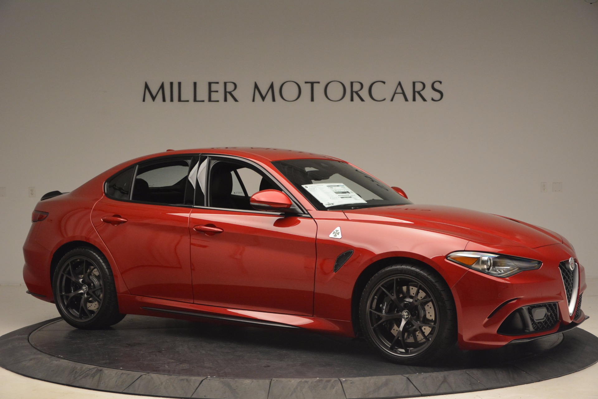 New-2017-Alfa-Romeo-Giulia-Quadrifoglio-Quadrifoglio