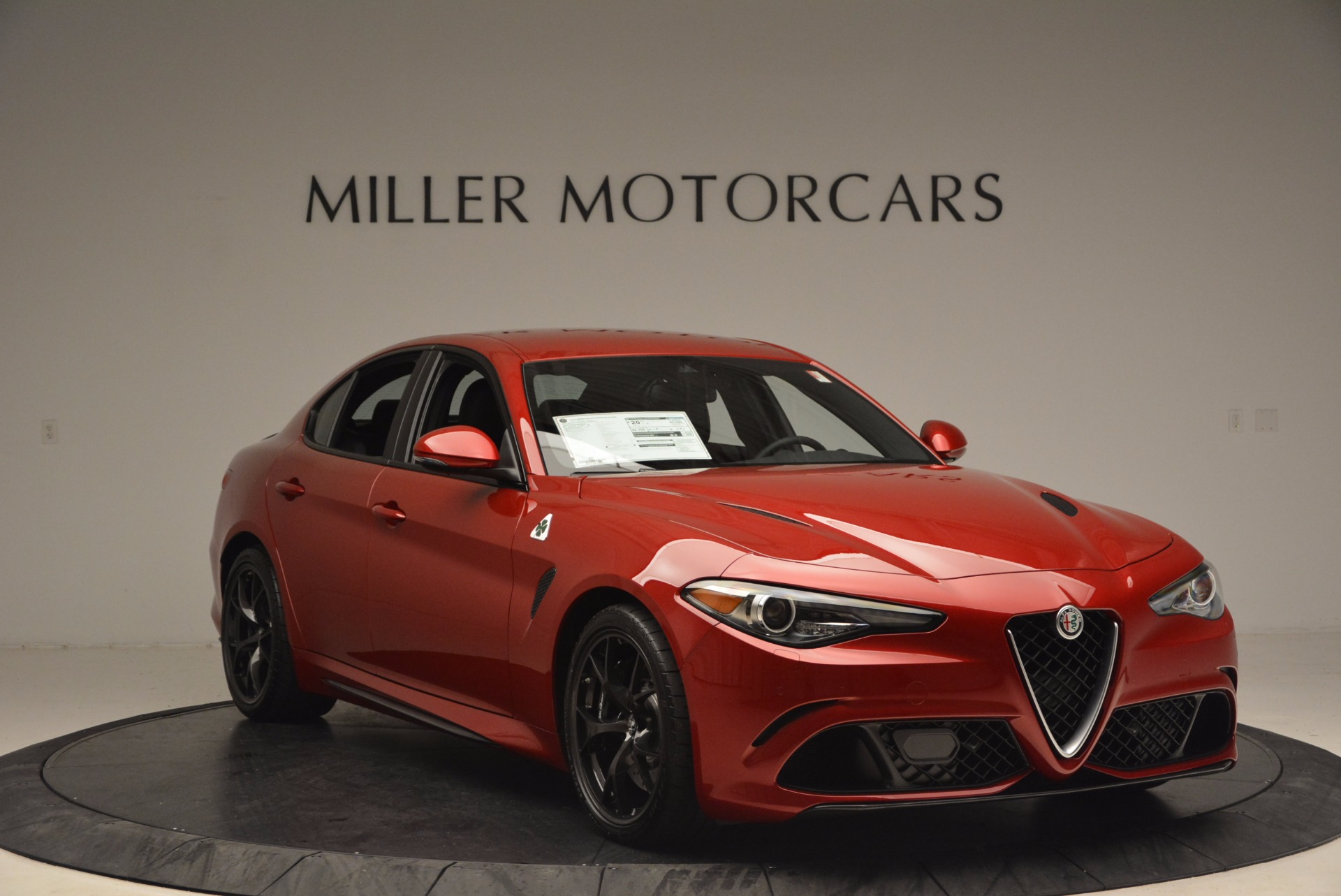 New-2017-Alfa-Romeo-Giulia-Quadrifoglio-Quadrifoglio