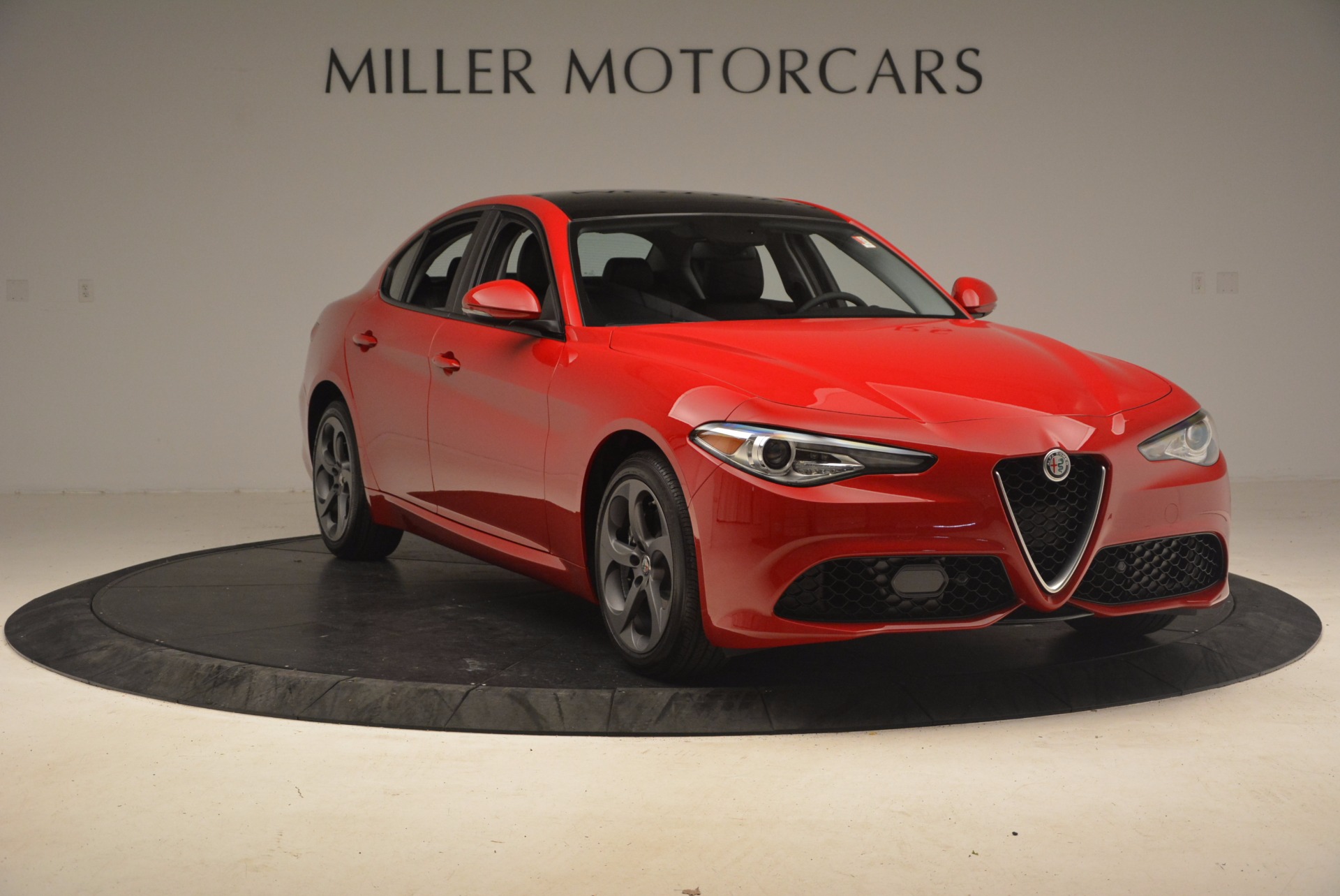 New-2017-Alfa-Romeo-Giulia-Ti-Sport-Q4