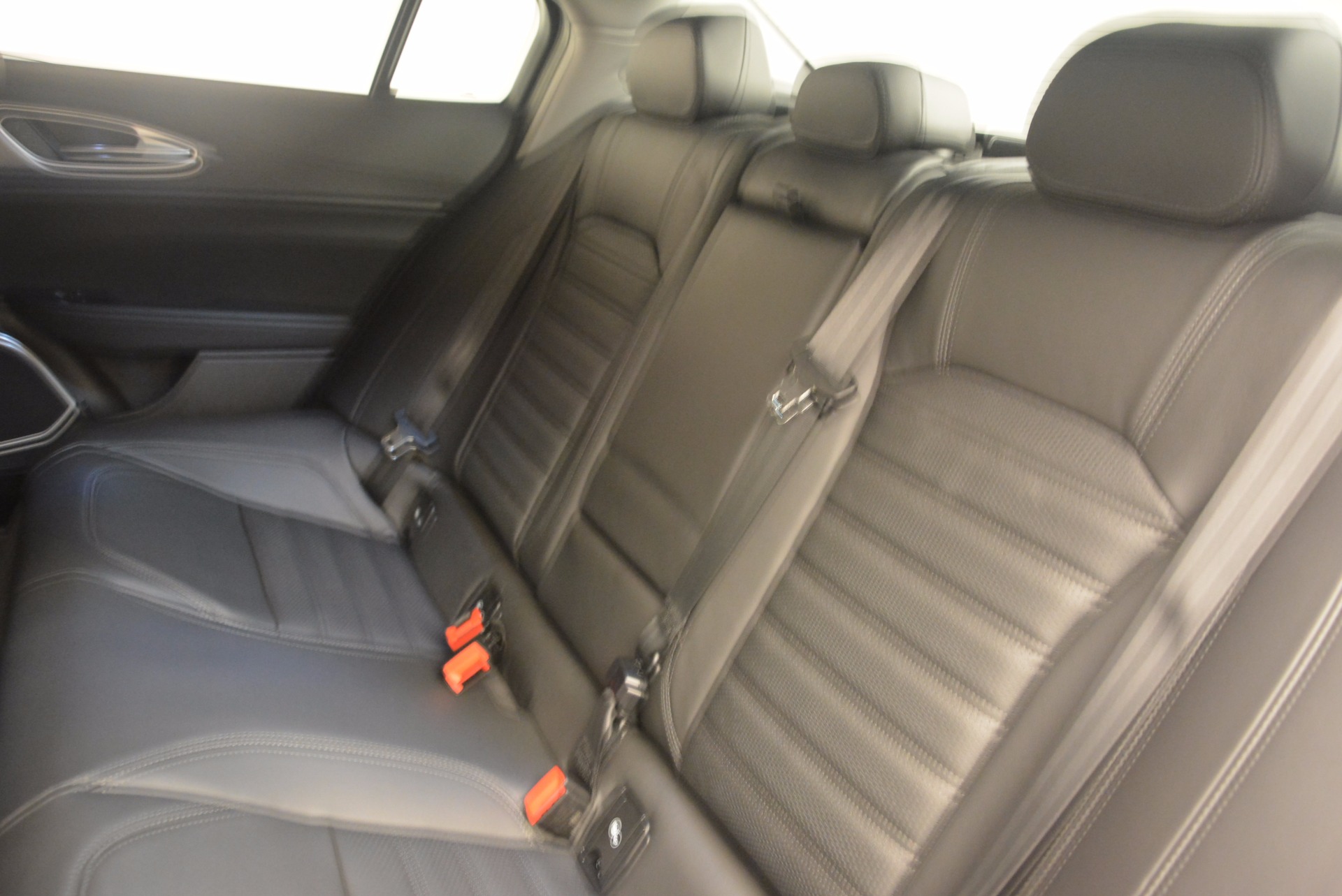 New-2017-Alfa-Romeo-Giulia-Ti-Sport-Q4