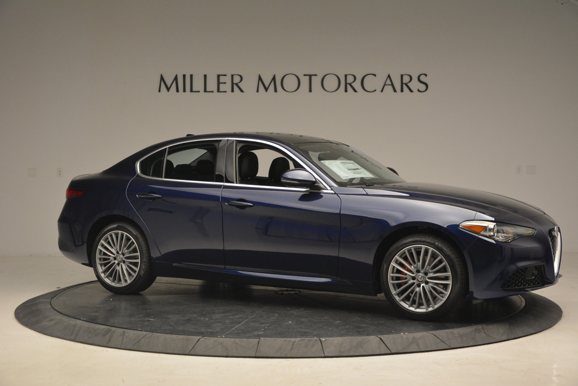 New-2017-Alfa-Romeo-Giulia-Ti-Q4