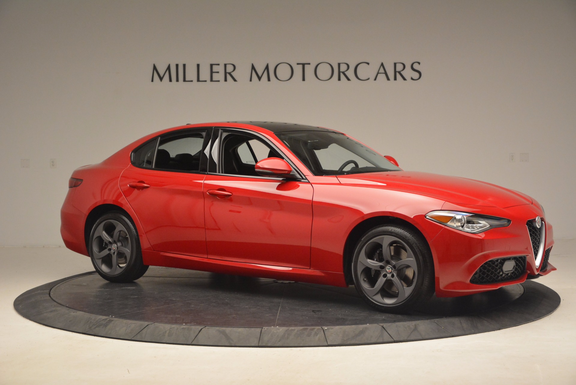 New-2017-Alfa-Romeo-Giulia-Q4