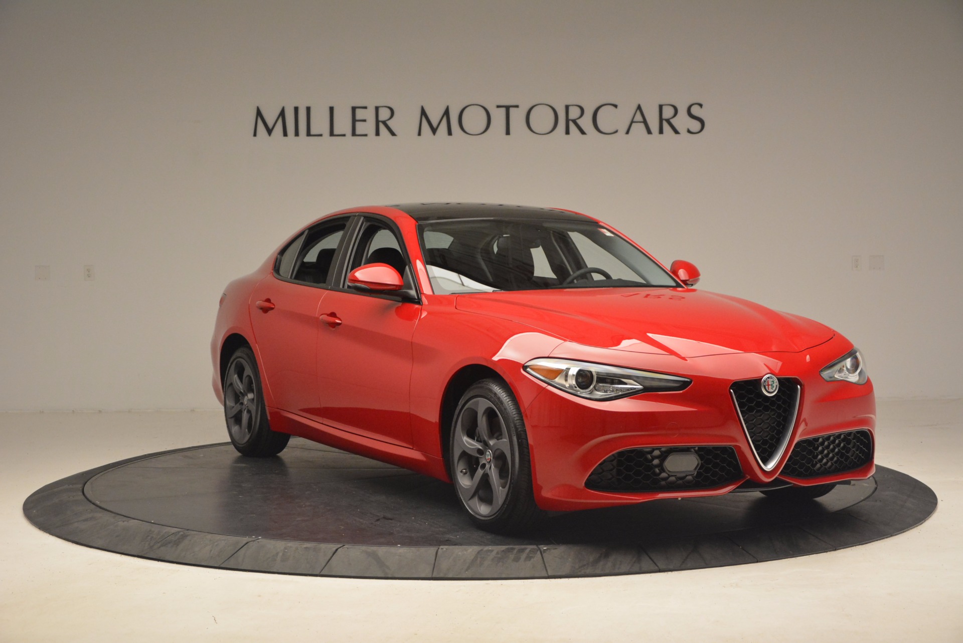 New-2017-Alfa-Romeo-Giulia-Q4