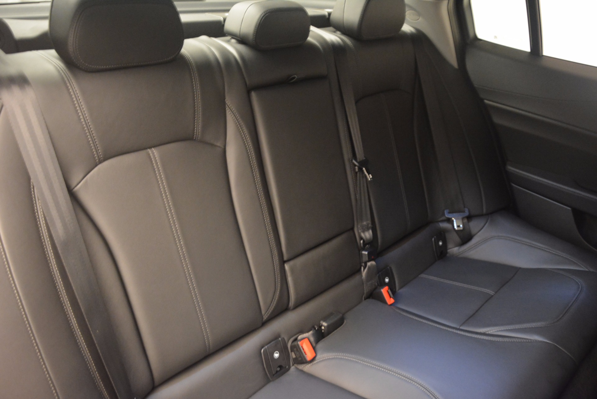 New-2017-Alfa-Romeo-Giulia-Q4