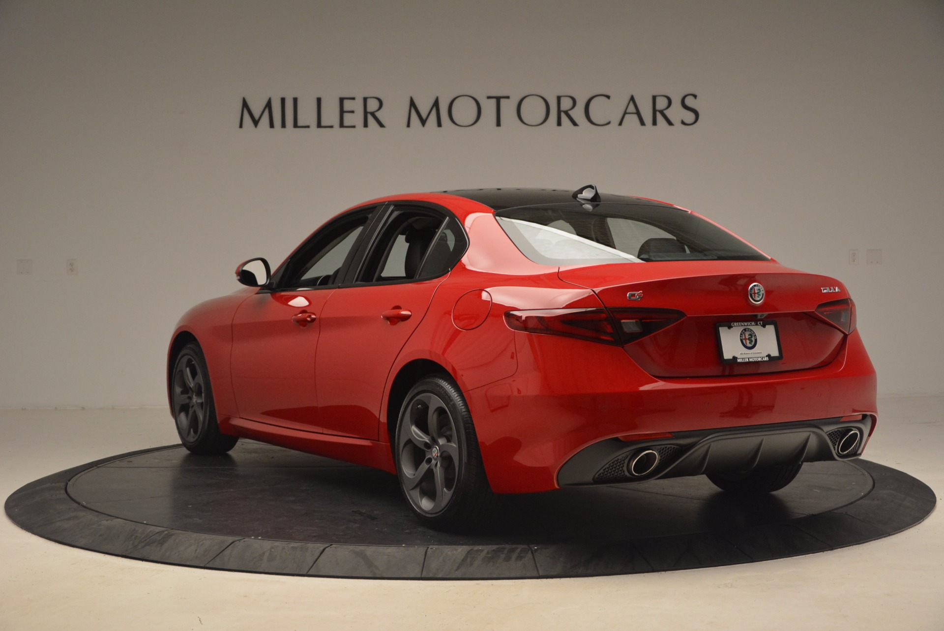 New-2017-Alfa-Romeo-Giulia-Q4