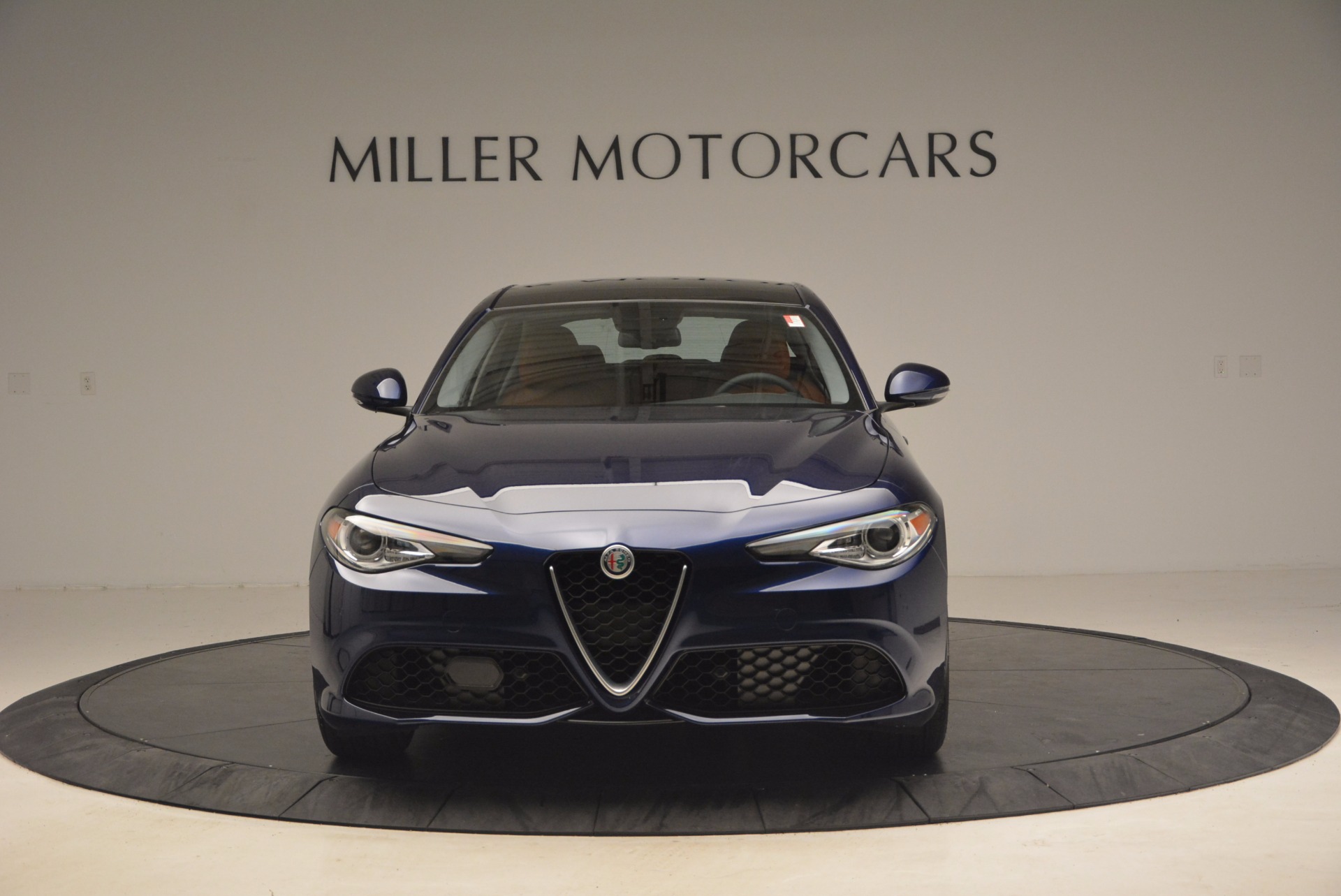 New-2017-Alfa-Romeo-Giulia-Ti-Q4