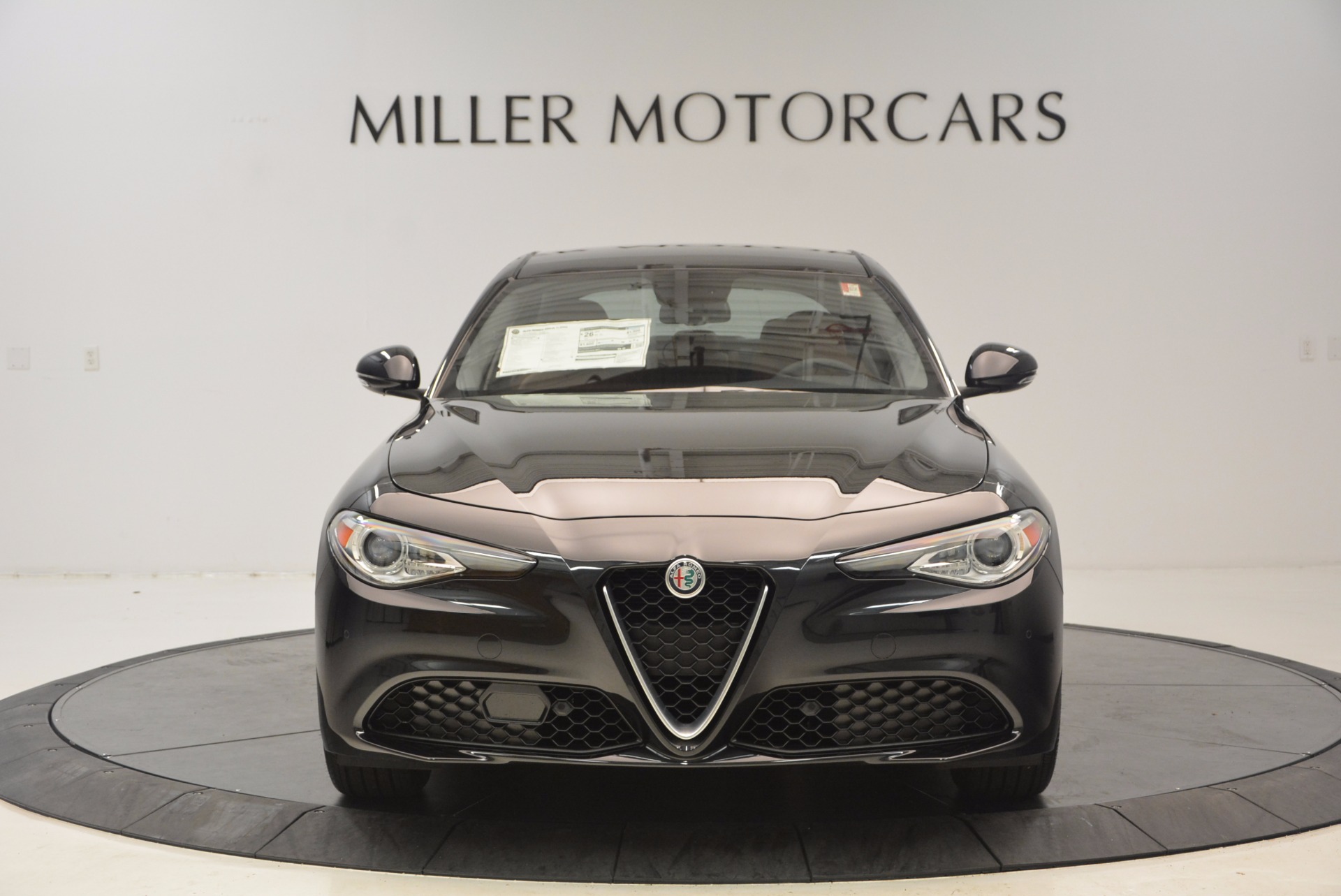 New-2017-Alfa-Romeo-Giulia-Ti-Q4