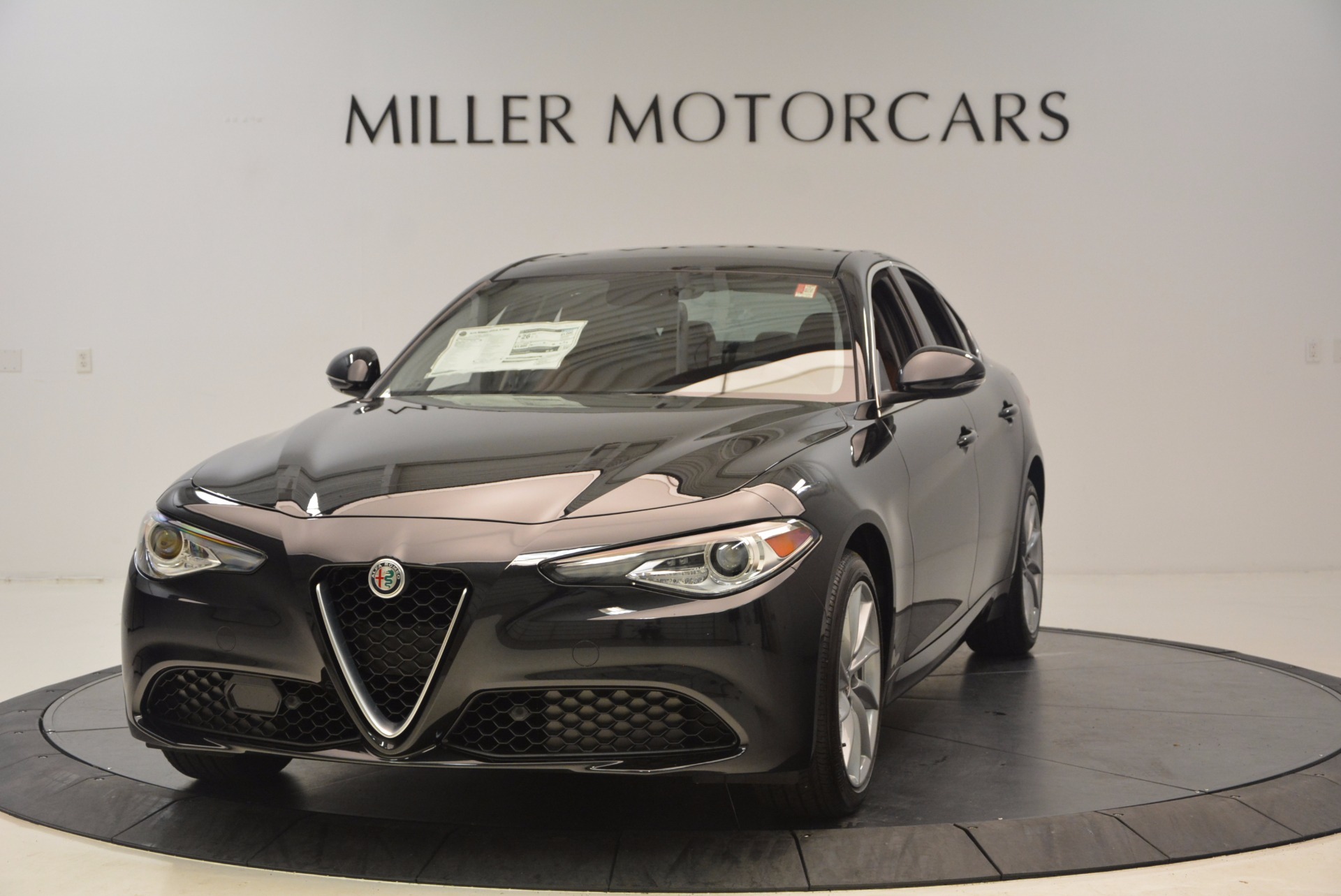 New-2017-Alfa-Romeo-Giulia-Ti-Q4