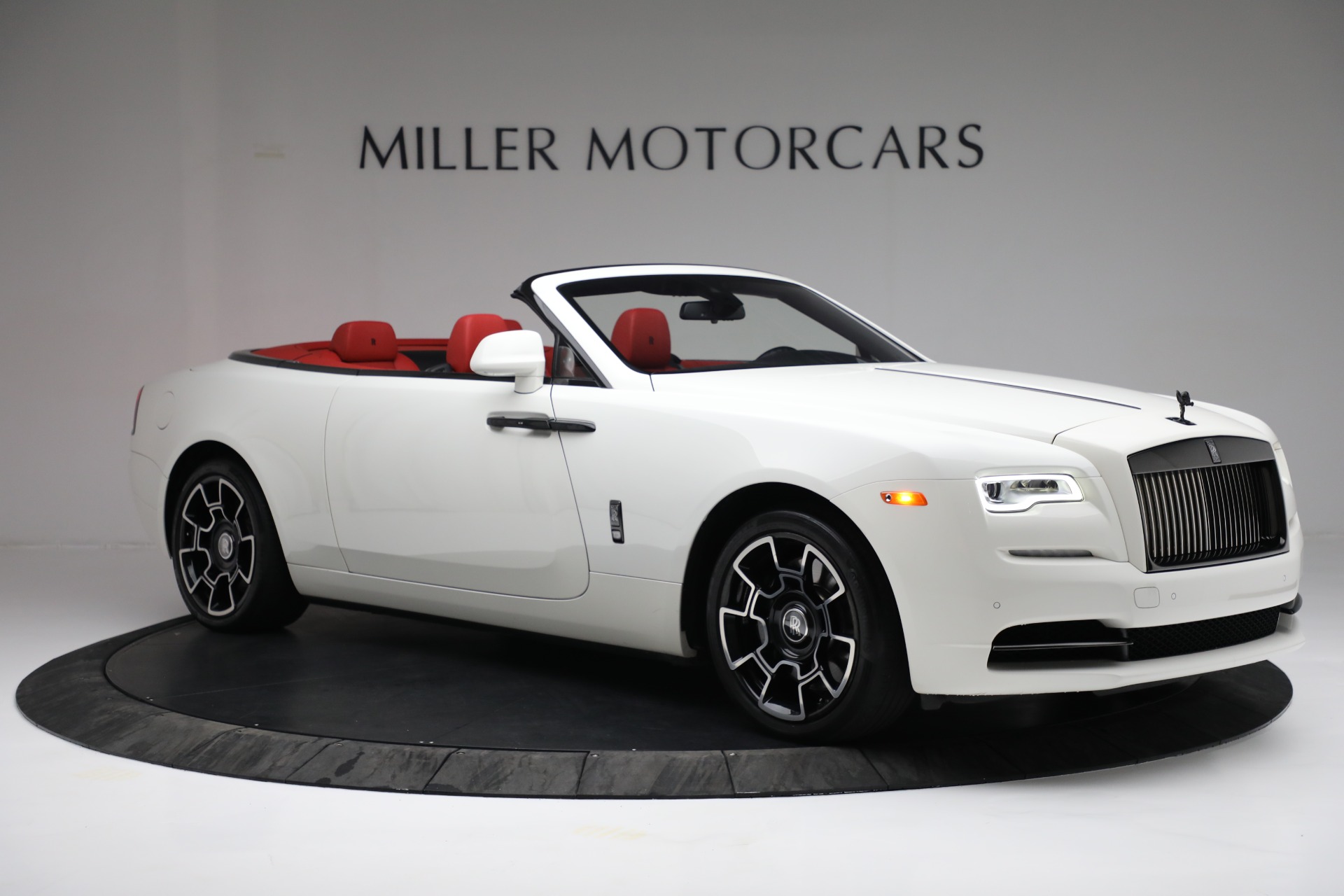 Used-2018-Rolls-Royce-Black-Badge-Dawn