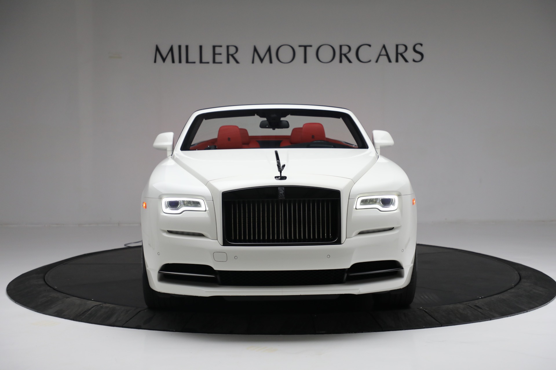 Used-2018-Rolls-Royce-Black-Badge-Dawn