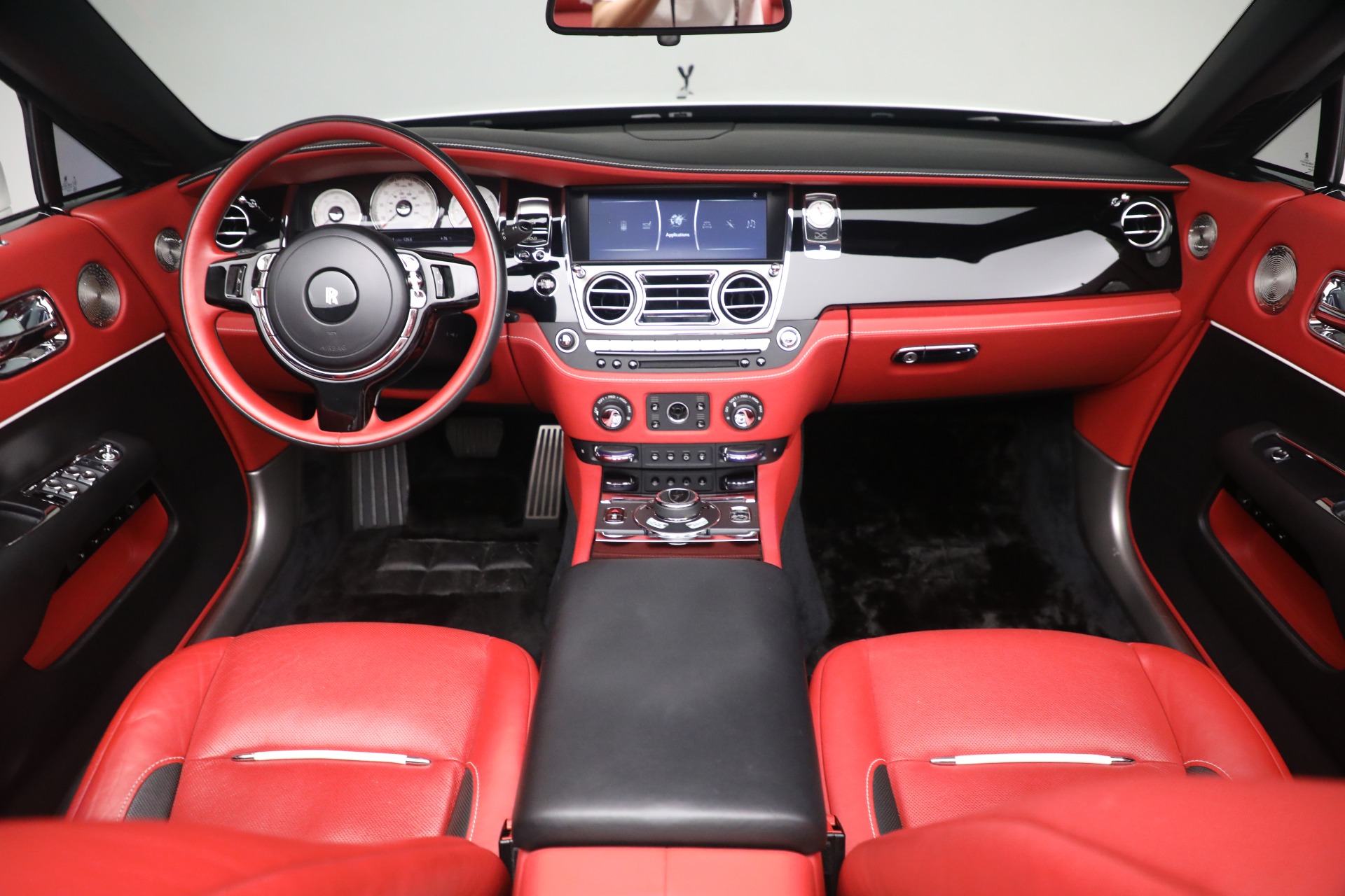 Used-2018-Rolls-Royce-Black-Badge-Dawn