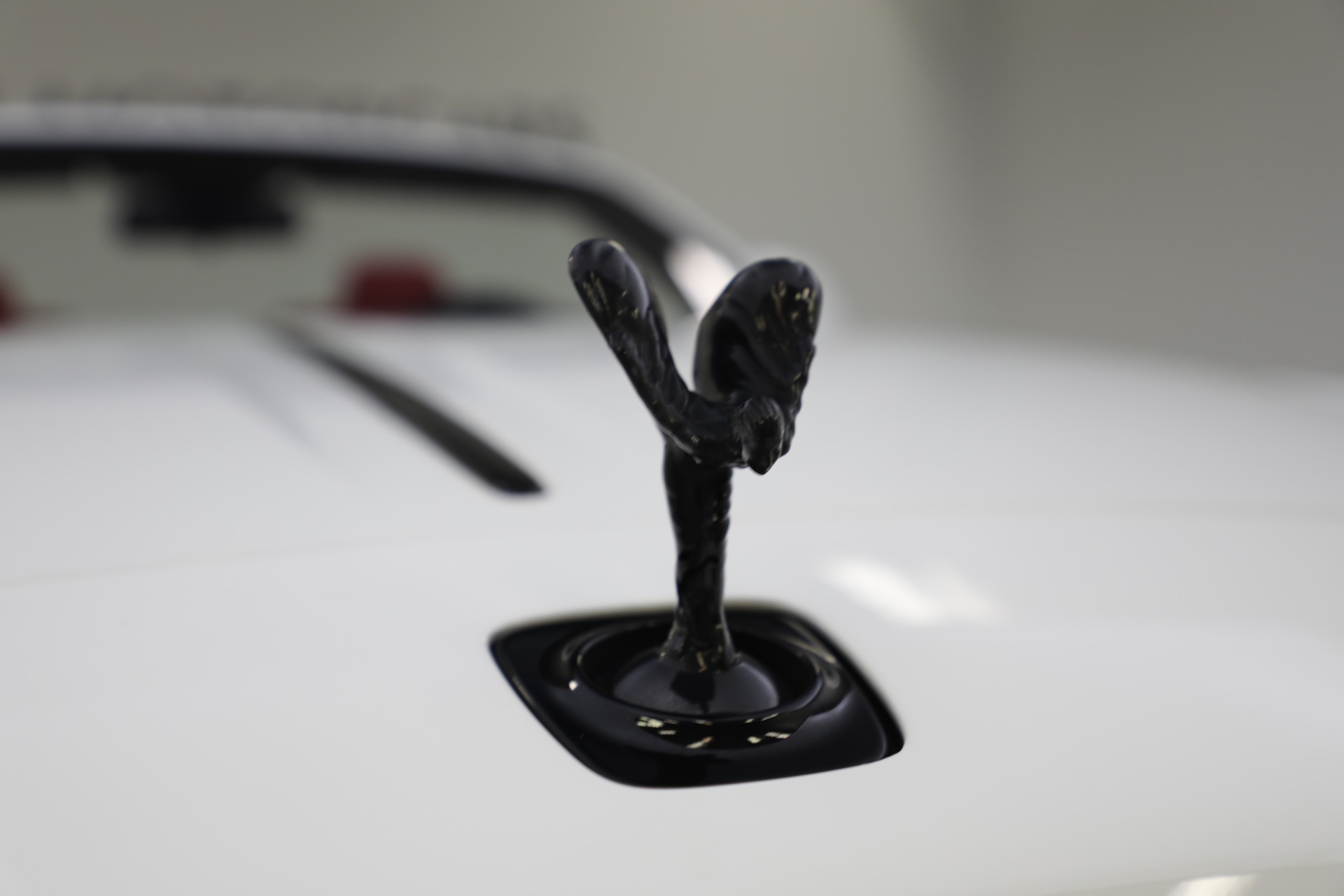 Used-2018-Rolls-Royce-Black-Badge-Dawn