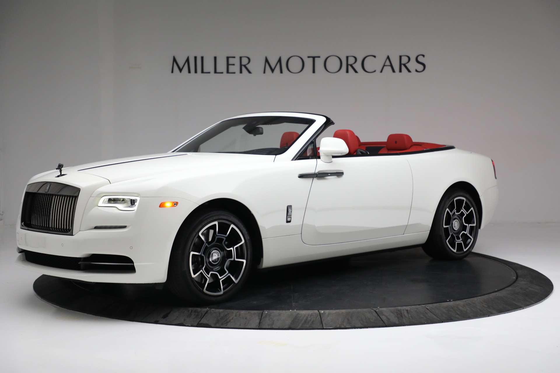 Used-2018-Rolls-Royce-Black-Badge-Dawn