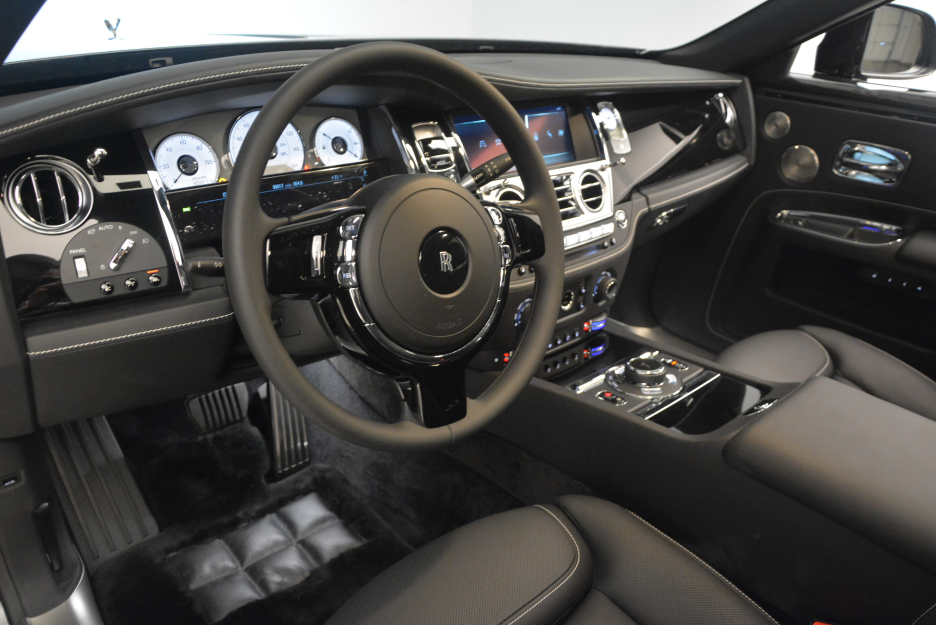 New-2018-Rolls-Royce-Ghost