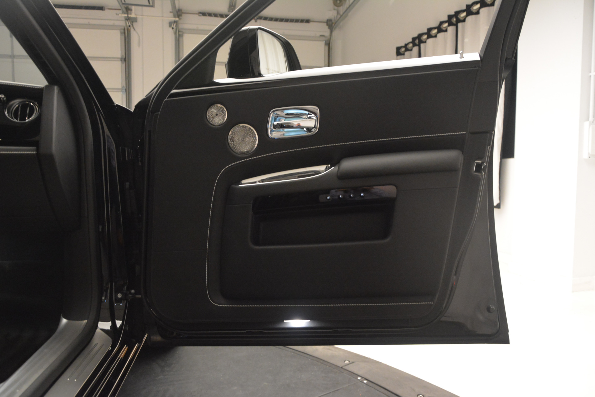 New-2018-Rolls-Royce-Ghost